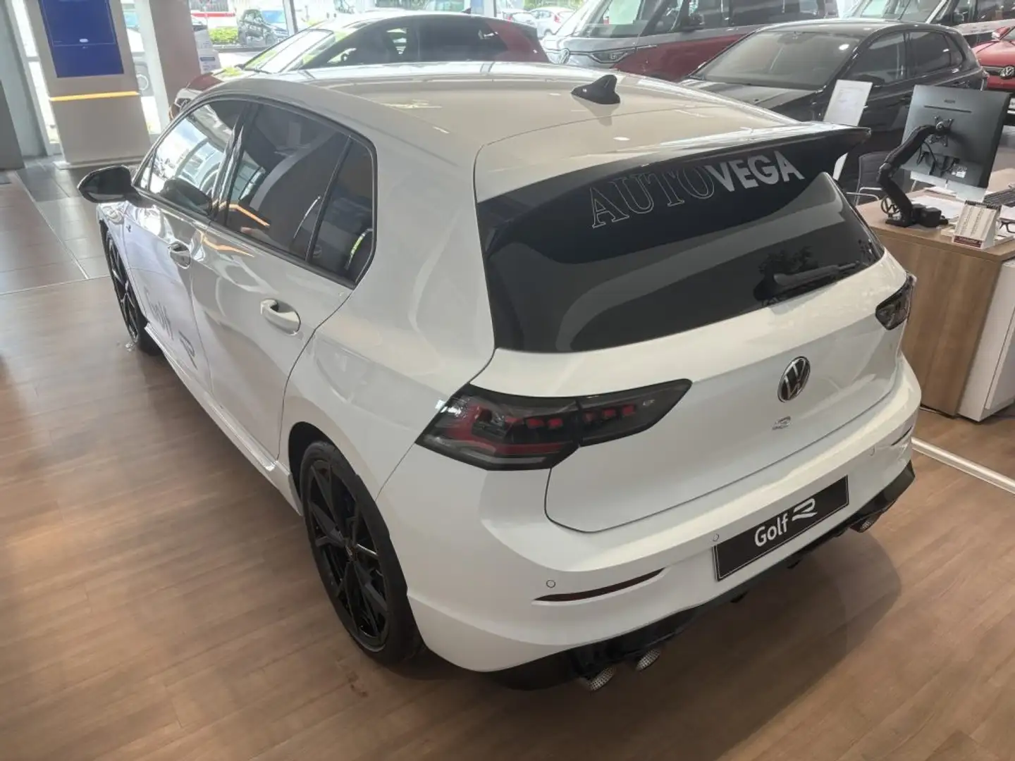 Volkswagen Golf R Nuova Golf R 2.0 TSI 245 kW (333 CV) DSG 4MOTION Blanco - 2