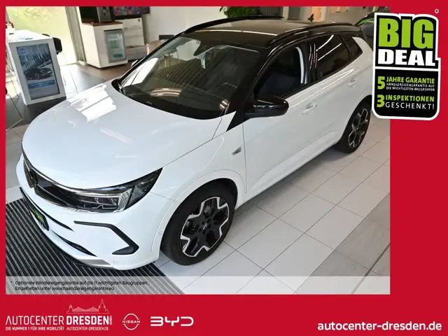 2022 Opel Grandland in White for sale