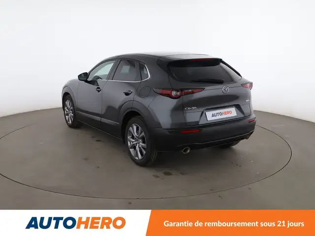 Mazda CX-30 view 4