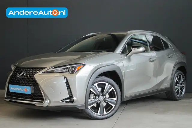 Lexus UX 250h Preference Line |stoel/stuurverwarming|parkeersens