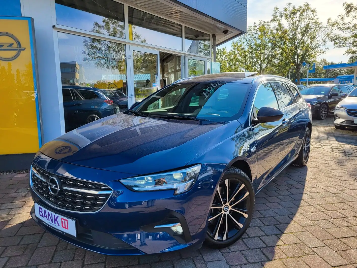 Opel Insignia B ST Ultimate/Panorama/Bose/Leder/1Hand Синий - 2