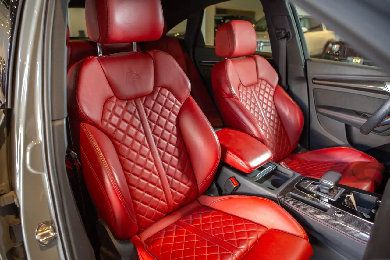 Audi SQ5 снимка Audi SQ5