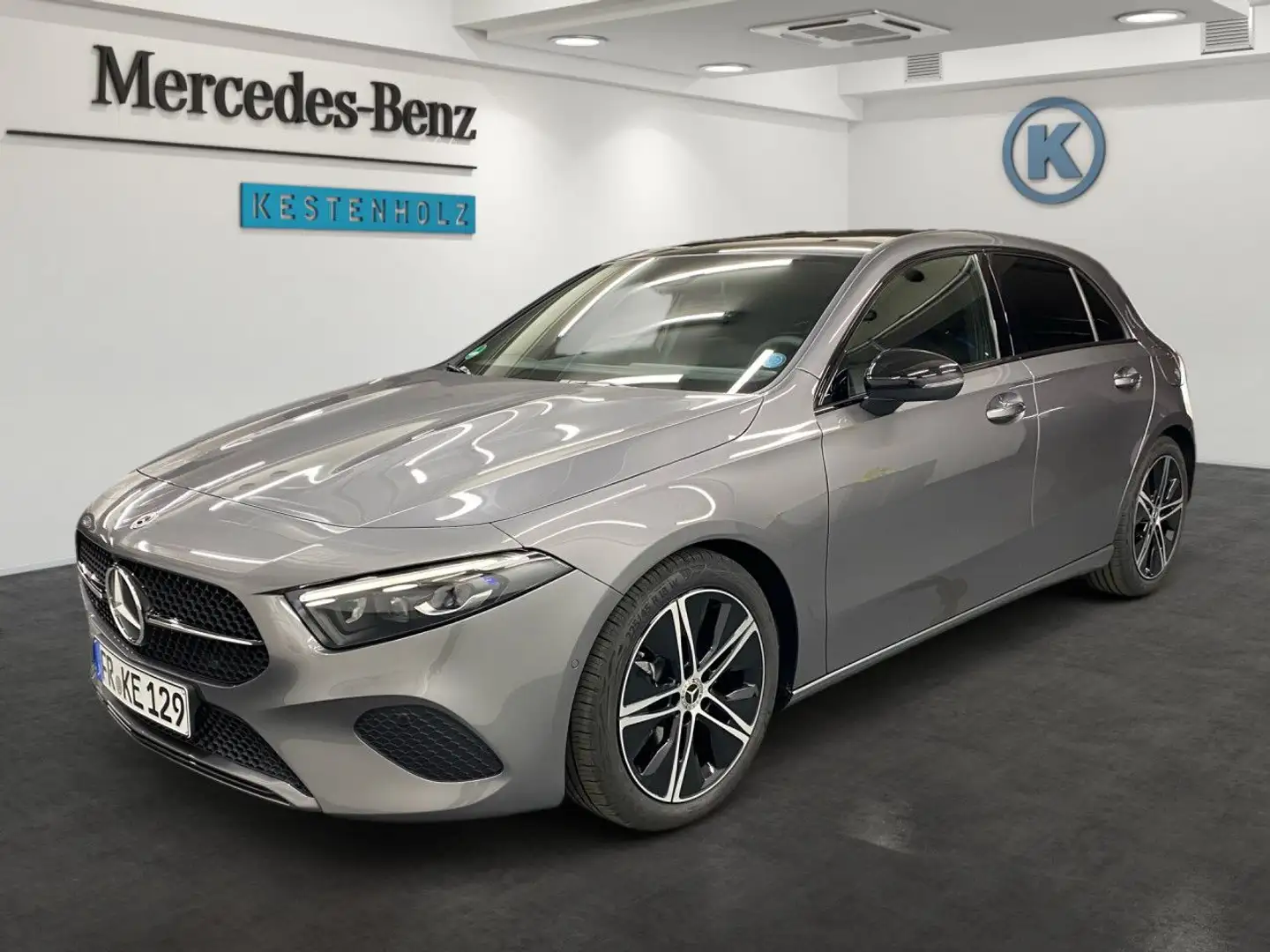 Mercedes-Benz A 180 PROGRESSIVE+PARK+MULTI+KEYLESS+DISTR Grau - 2