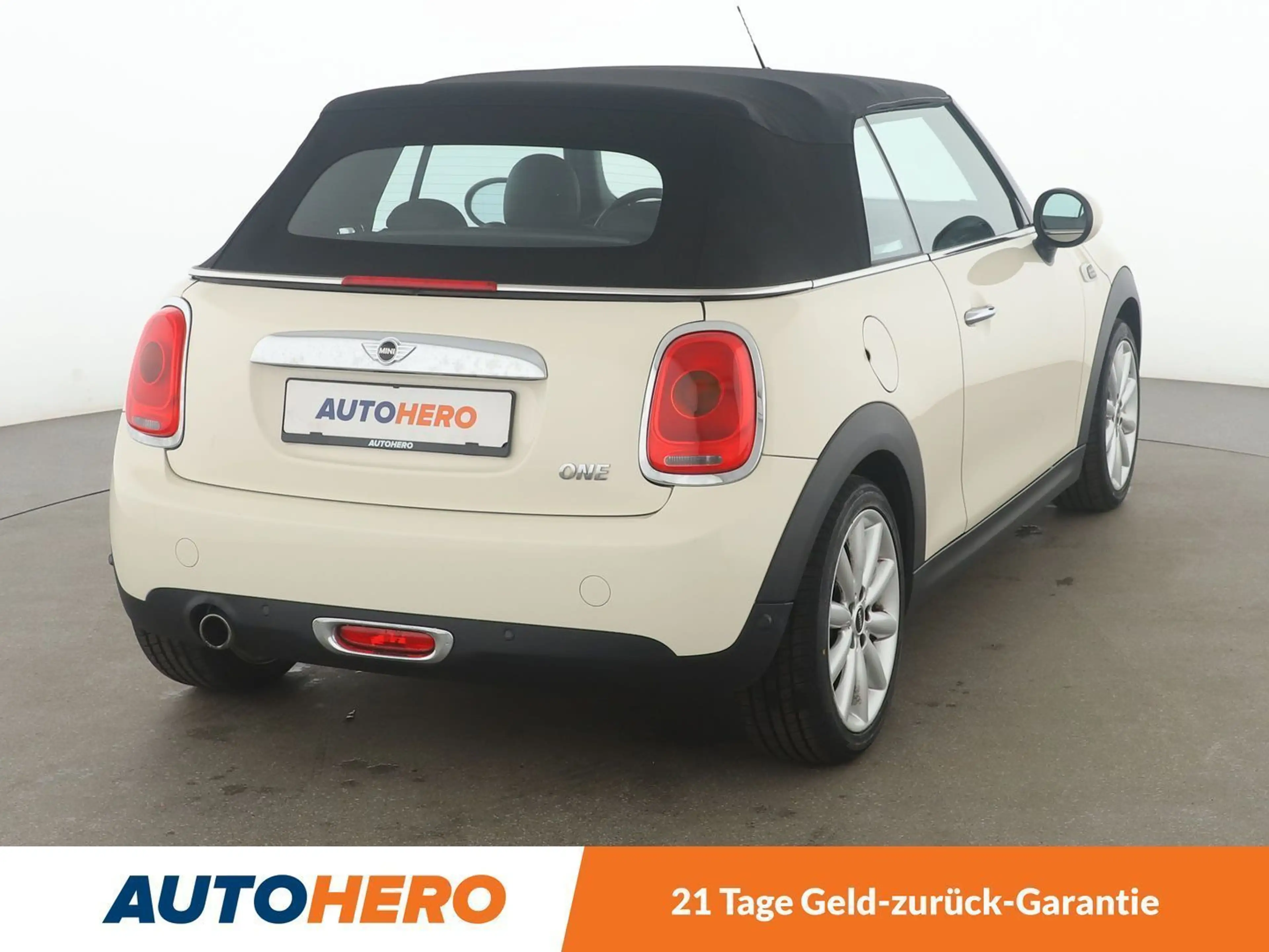 MINI One Cabrio One*PDC*SHZ*ALU*KLIMA*BLUETOOTH* — photo 6