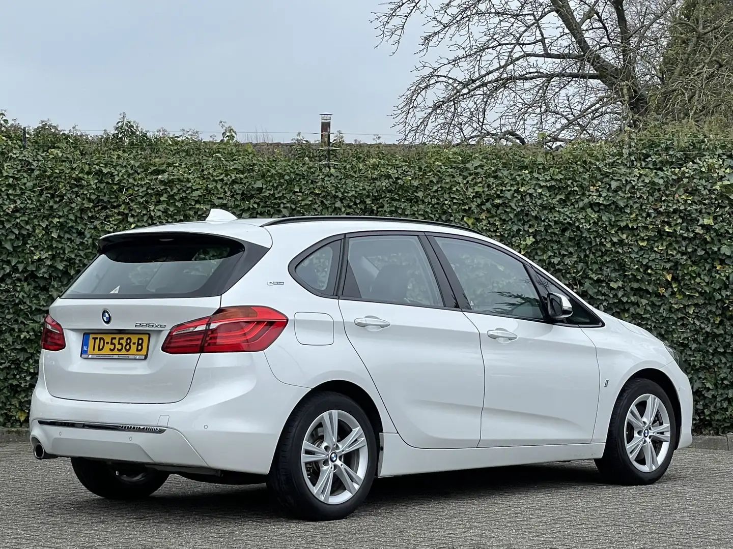 BMW 225 2-serie Active Tourer 225xe High Exe | Luxury | He Wit - 2