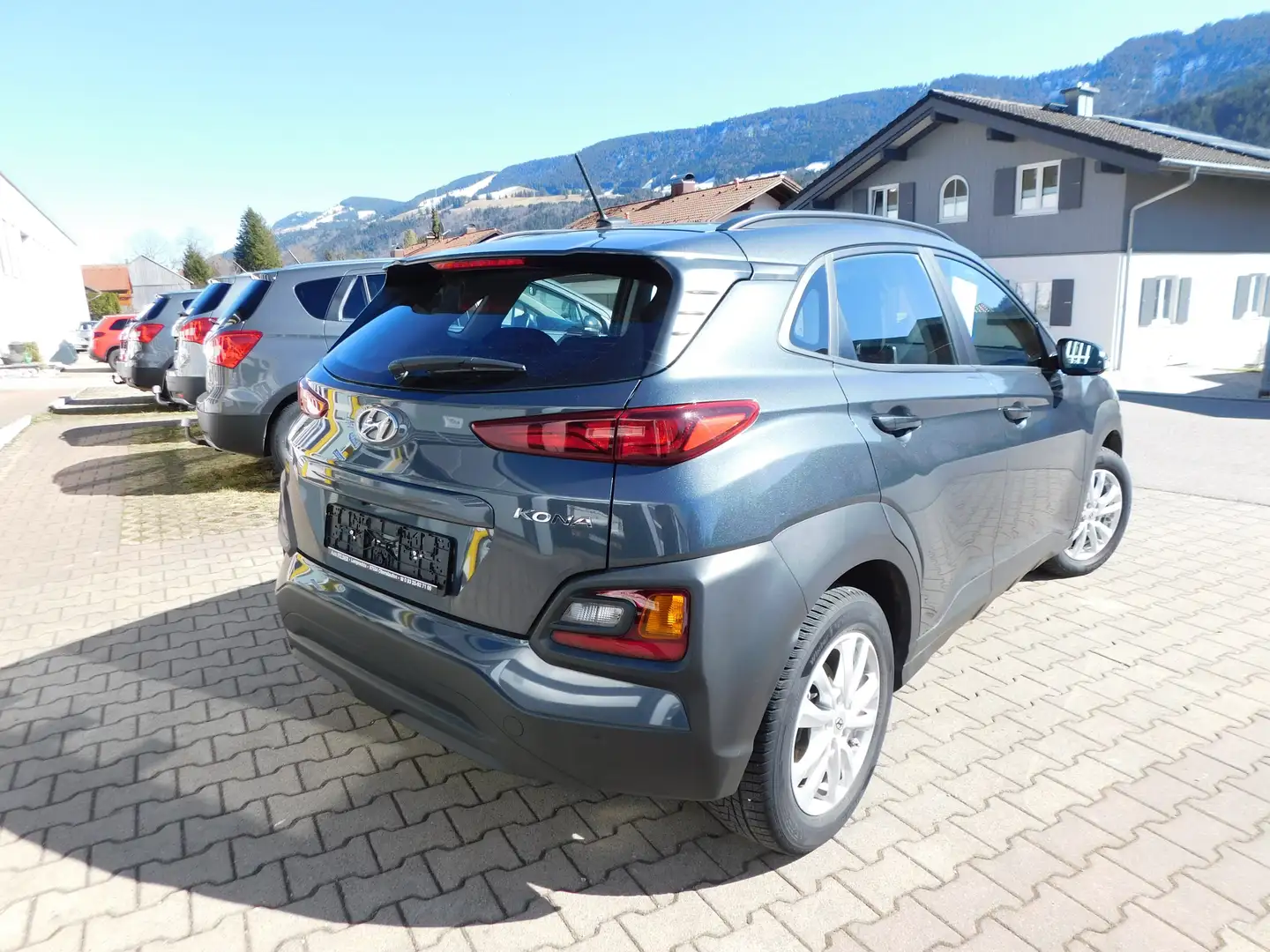 Hyundai KONA Trend 88kW RCam/LED/LM/SpurhaltAss/SHz/DAB Gris - 2