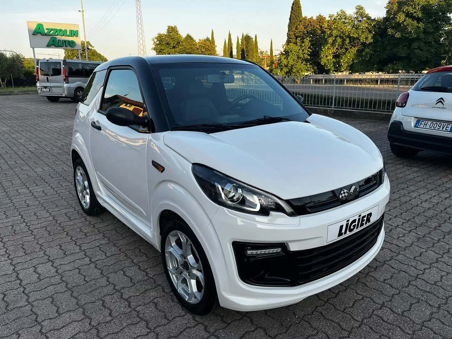 Ligier JS 50 SENZA PATENTE UNICO PROPRIETARIO KM 3.284 Blanc - 1