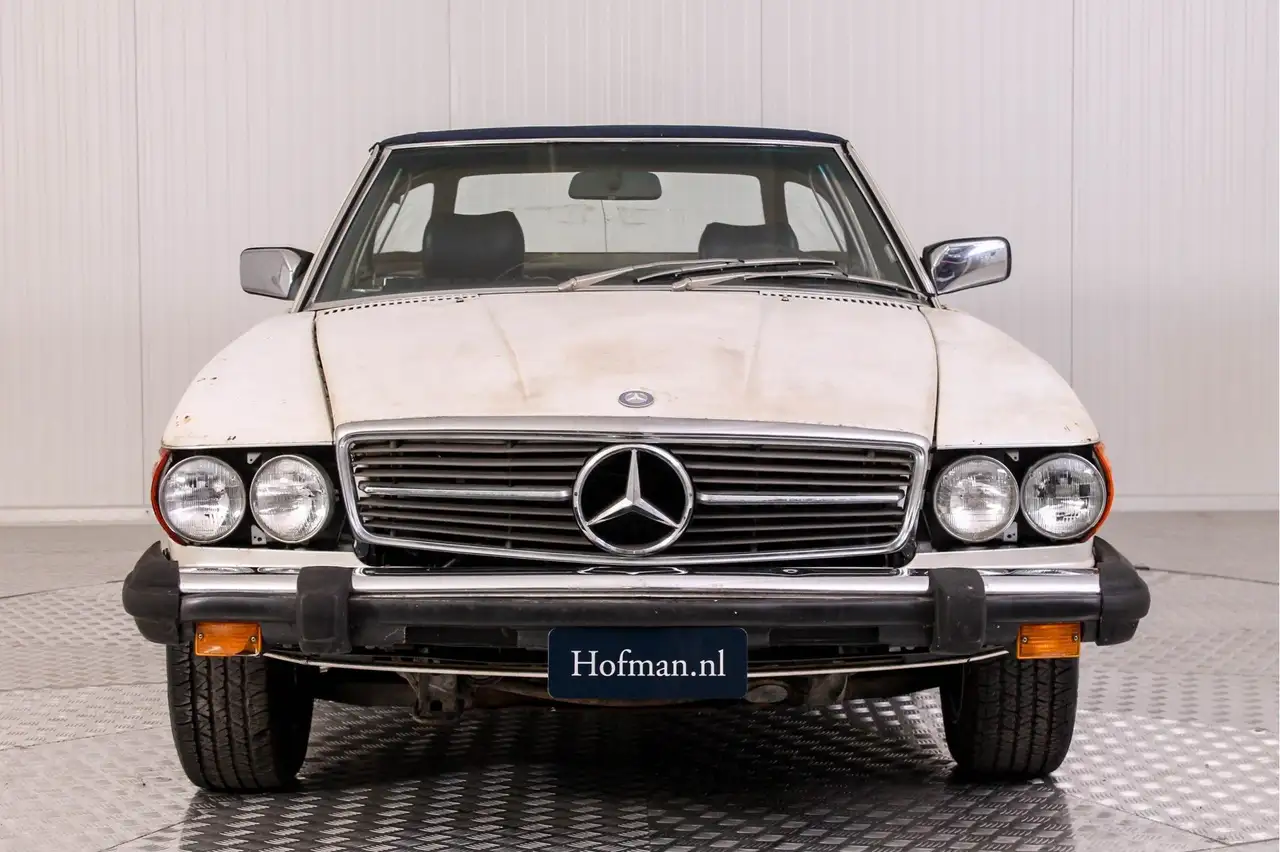 Mercedes-Benz SL 380 Roadster, foto 3