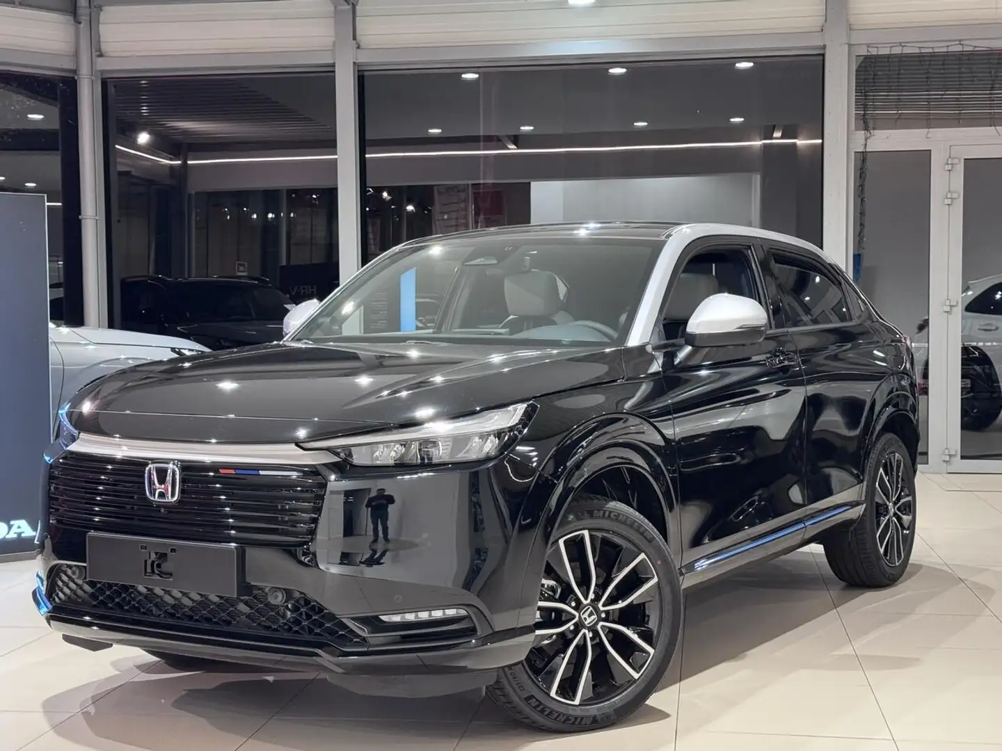 Honda HR-V 1.5 CVT Advance Style Plus Standaard Zwart - 1