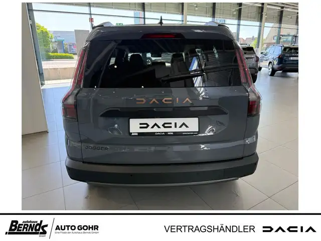 Dacia Jogger view 3
