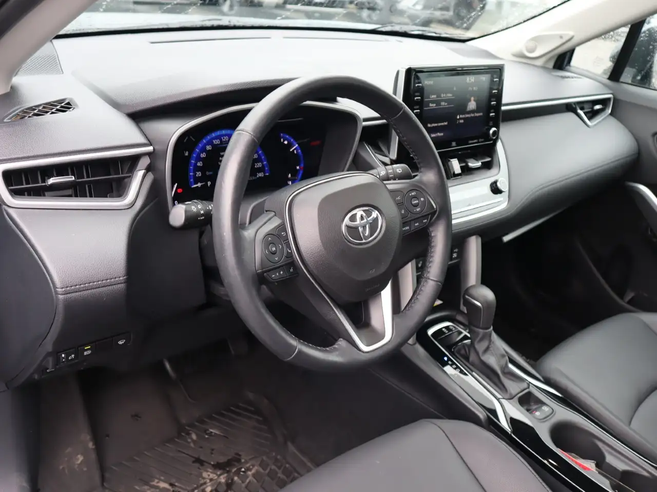 Toyota Corolla Cross снимка Toyota Corolla Cross
