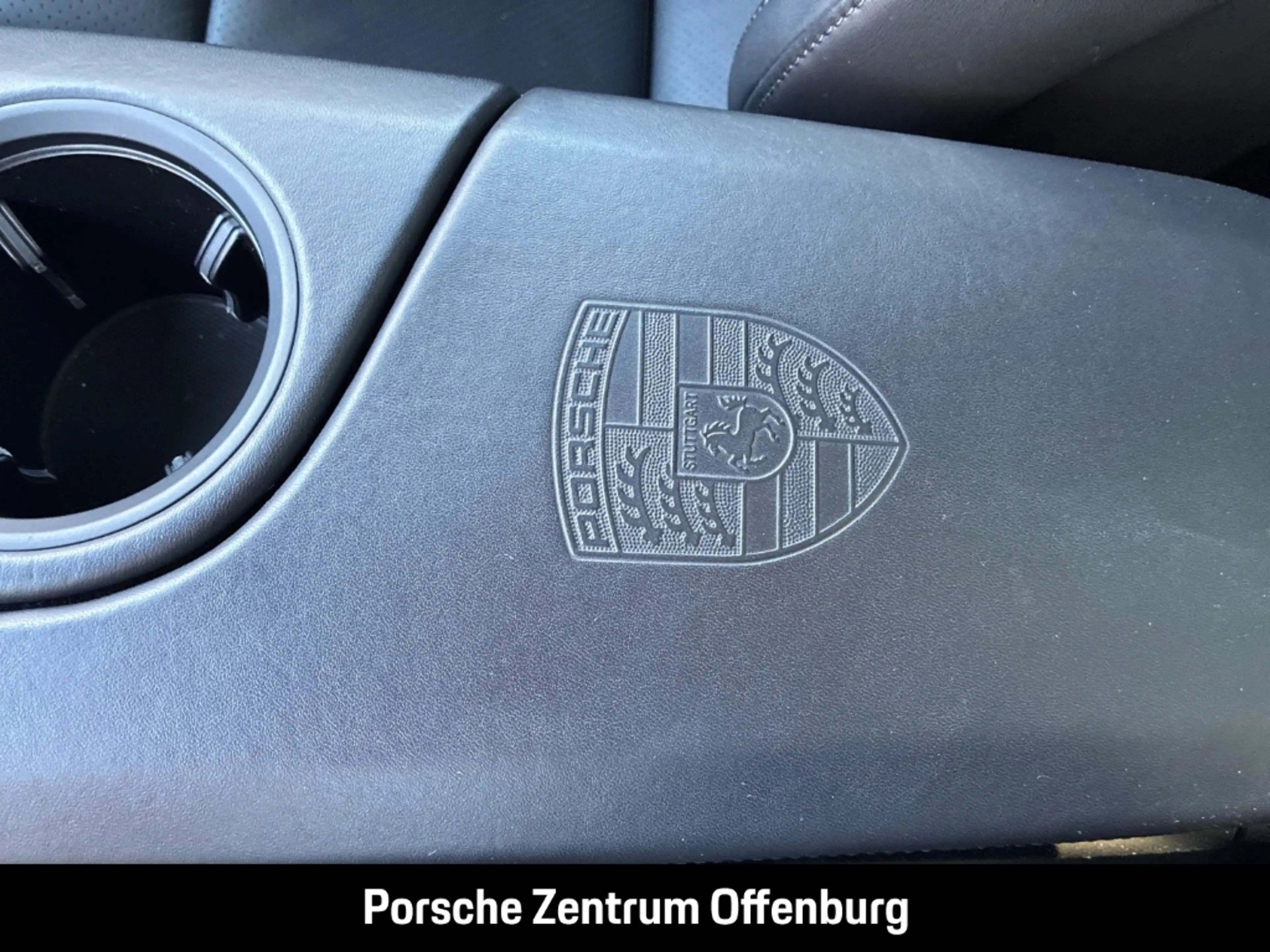 Porsche Taycan 4S Cross Turismo ACC Offroad Pano Hlenk. Mtrx BOSE — photo 15