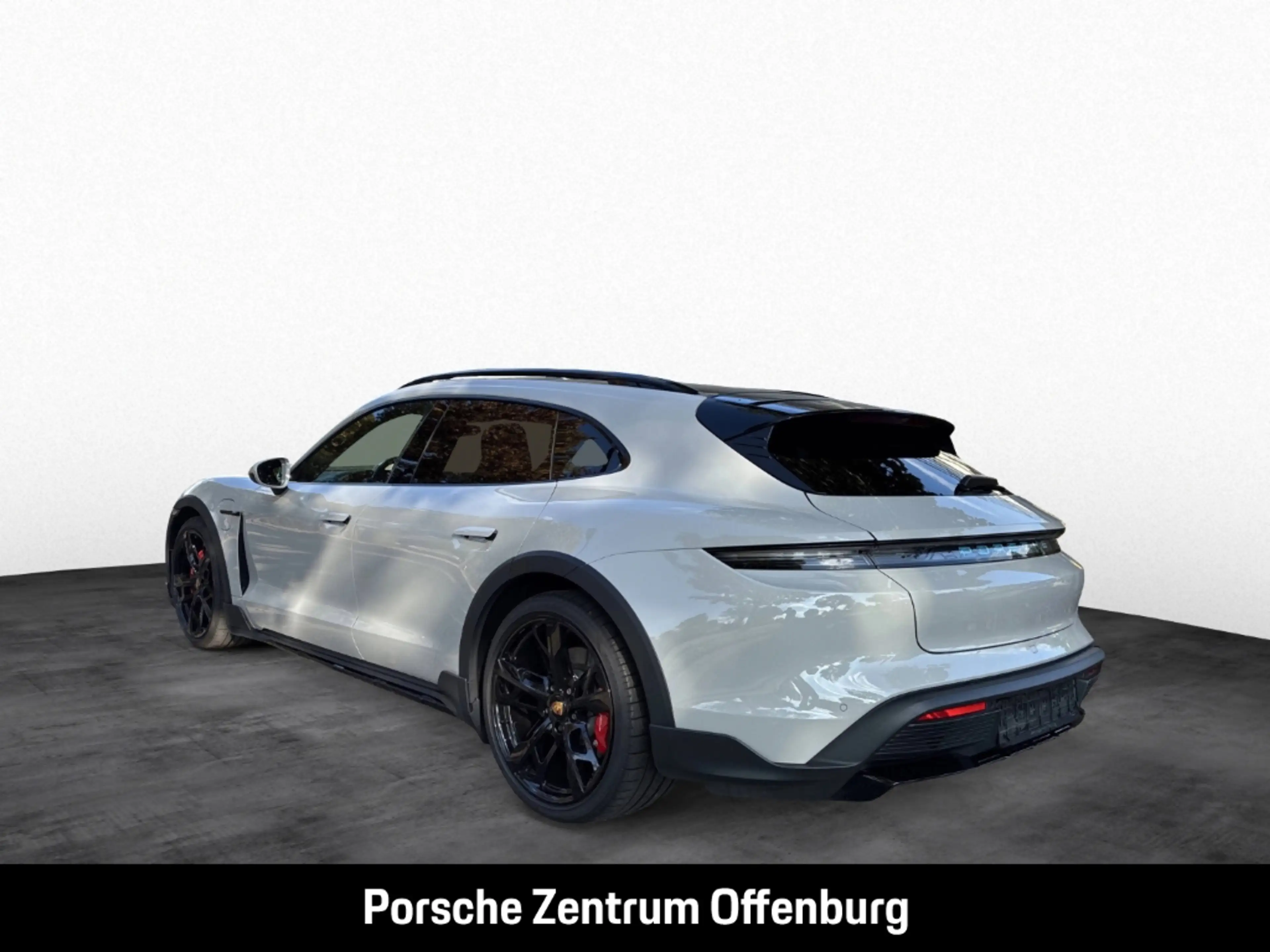 Porsche Taycan 4S Cross Turismo ACC Offroad Pano Hlenk. Mtrx BOSE — photo 3