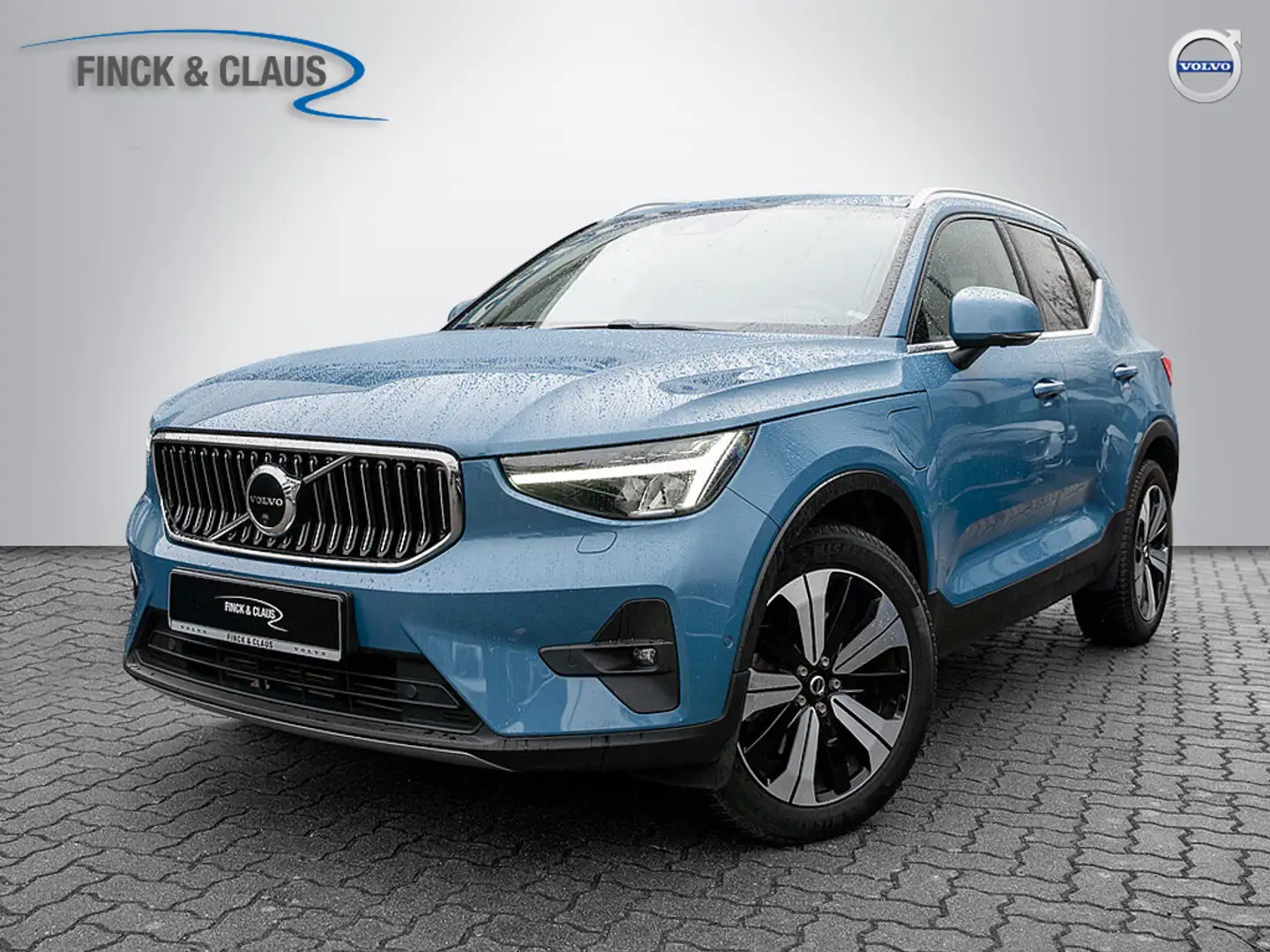 Volvo XC40 T5 Recharge Ultimate Bright Blau - 1