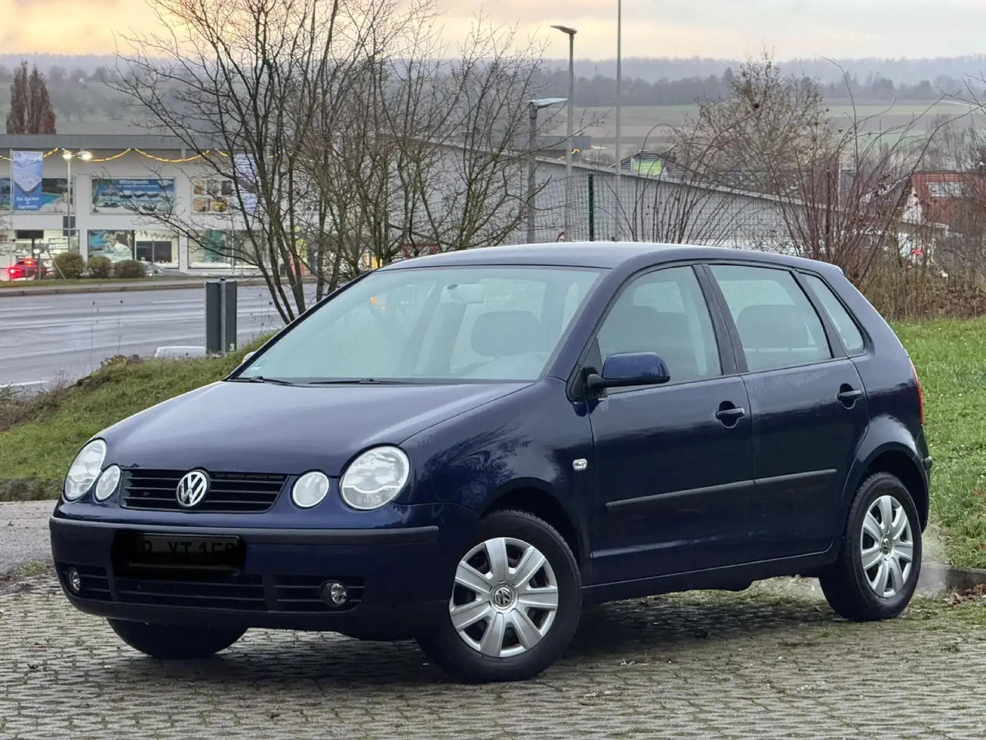 Volkswagen Polo Comfortline guter Zustand Tüv Neu Bleu - 1