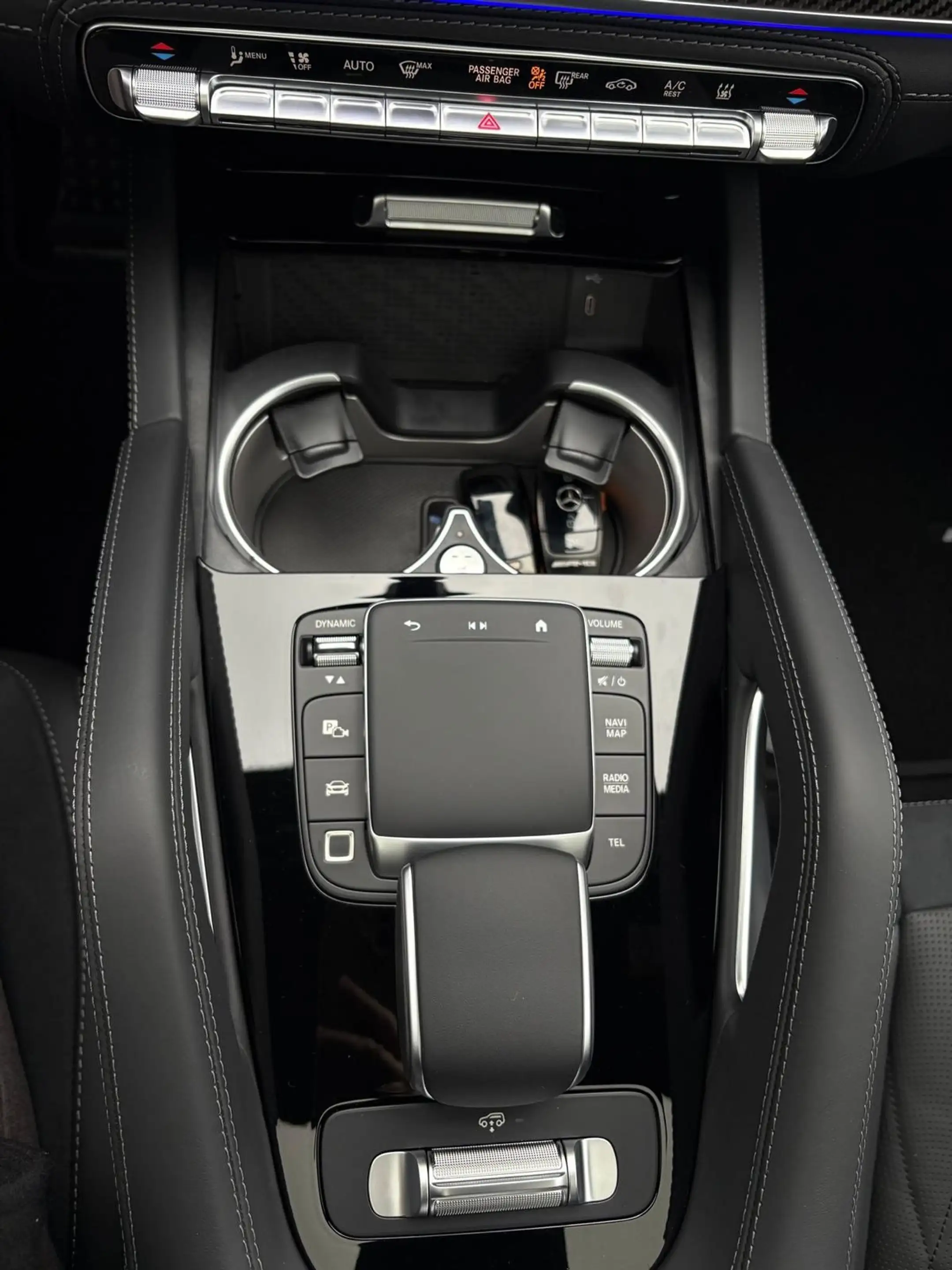 Mercedes-Benz GLS 63 AMG 4Matic Burmester Keramik Carbon 2026 — photo 3
