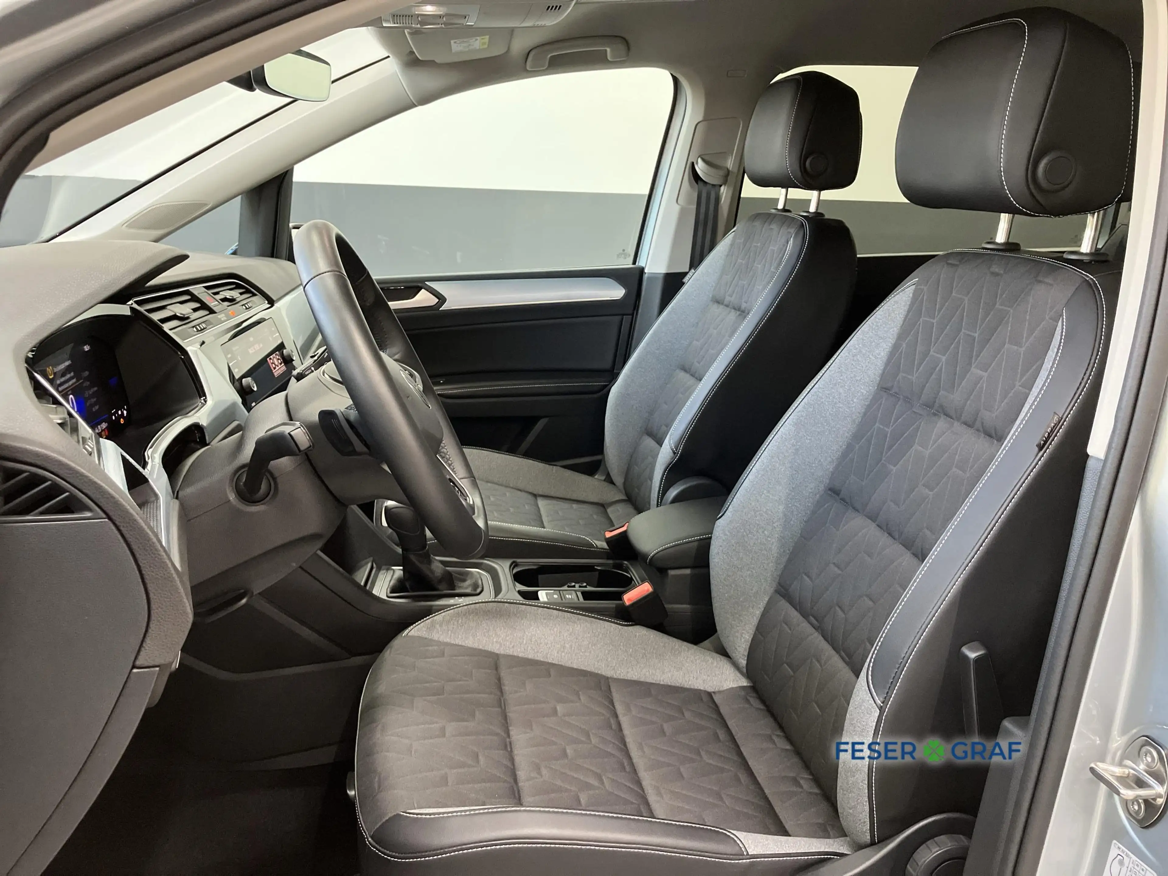 Volkswagen Touran GOAL 1.5 TSI DSG 7-Sitze AHK Keyless RFK — photo 6