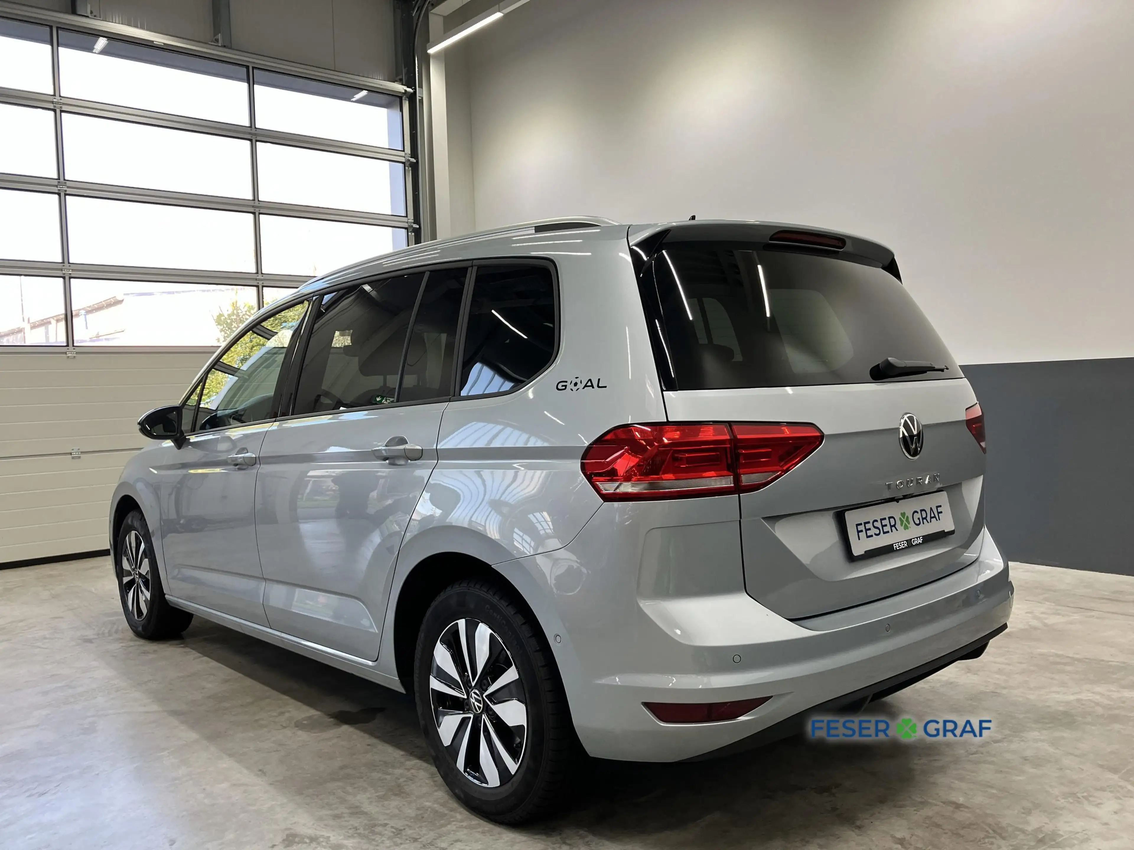 Volkswagen Touran GOAL 1.5 TSI DSG 7-Sitze AHK Keyless RFK — photo 4