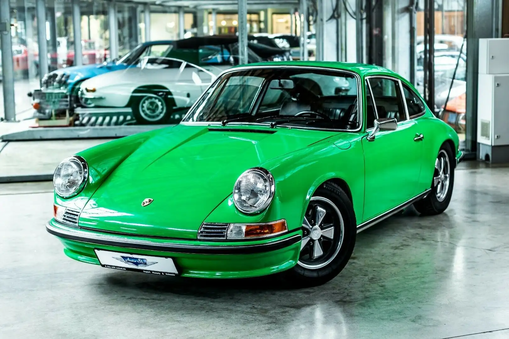 Porsche 911 T 2.4 Ölklappe I Restauriert 5-Gang Green - 1