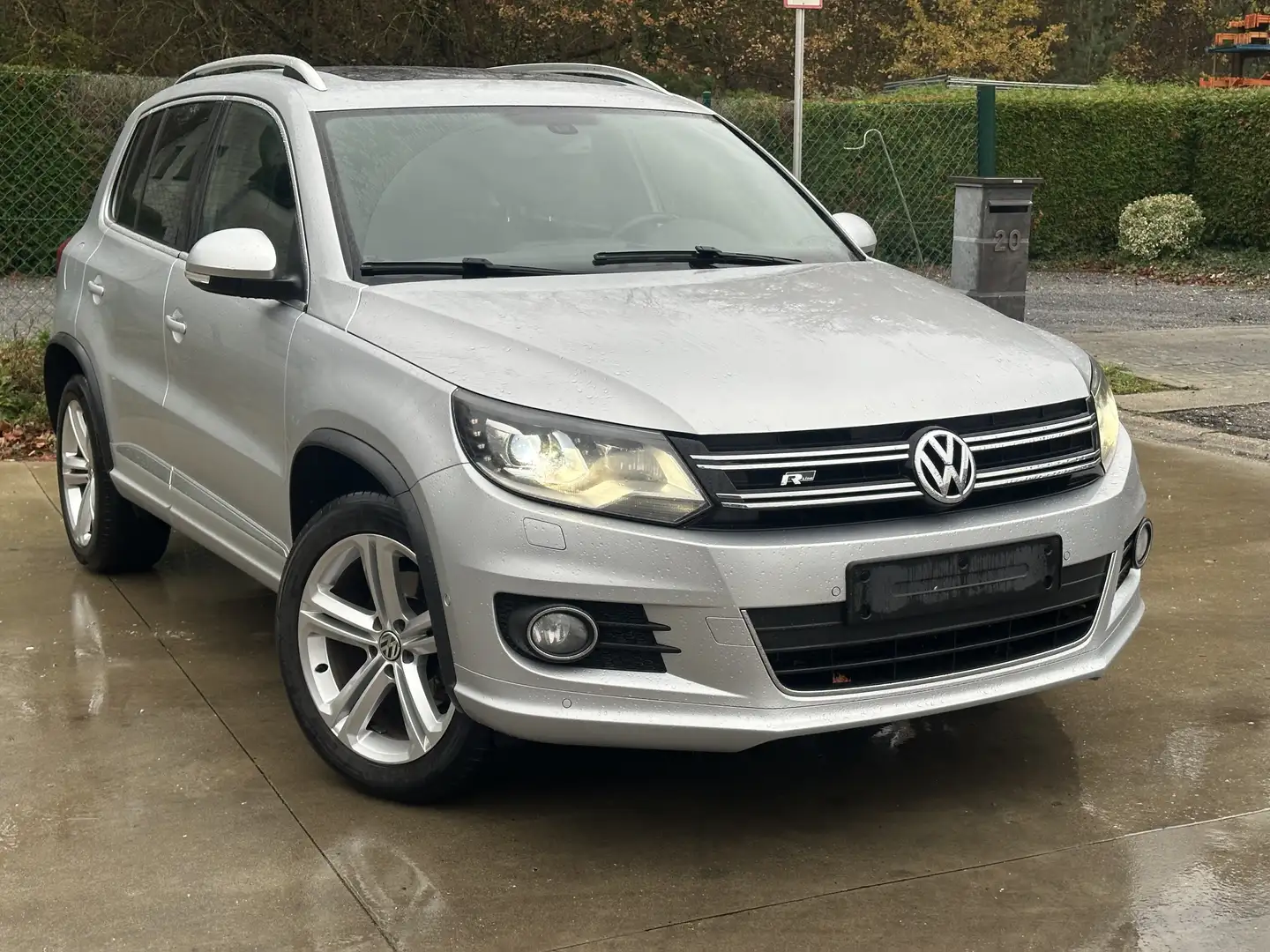 Volkswagen Tiguan Tiguan 1.4 TSI DSG BlueMotion Technology Sport Zilver - 1