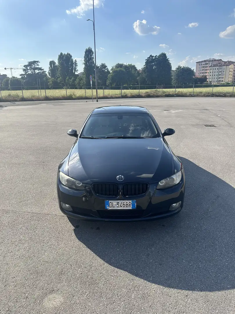 BMW 330 330d Coupe Futura - 1