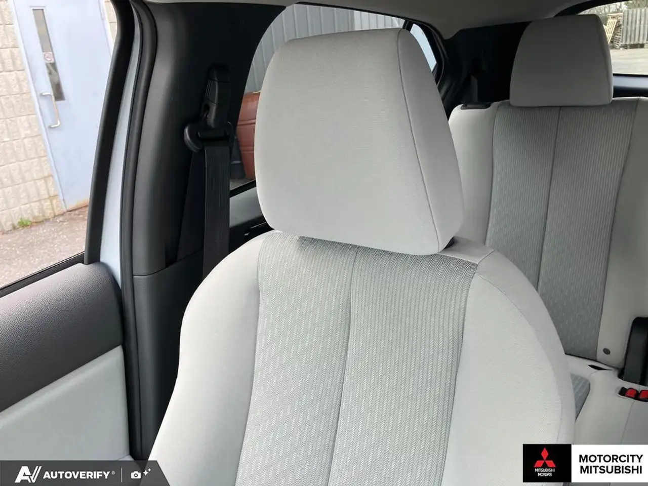 Mitsubishi Eclipse Cross снимка Mitsubishi Eclipse Cross