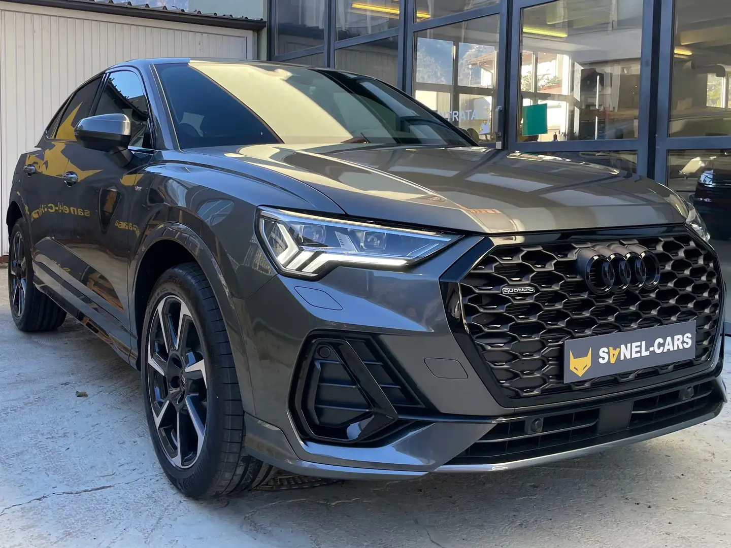 Audi Q3 40 TDI Sportback quattro admired  S tronic Сірий - 1