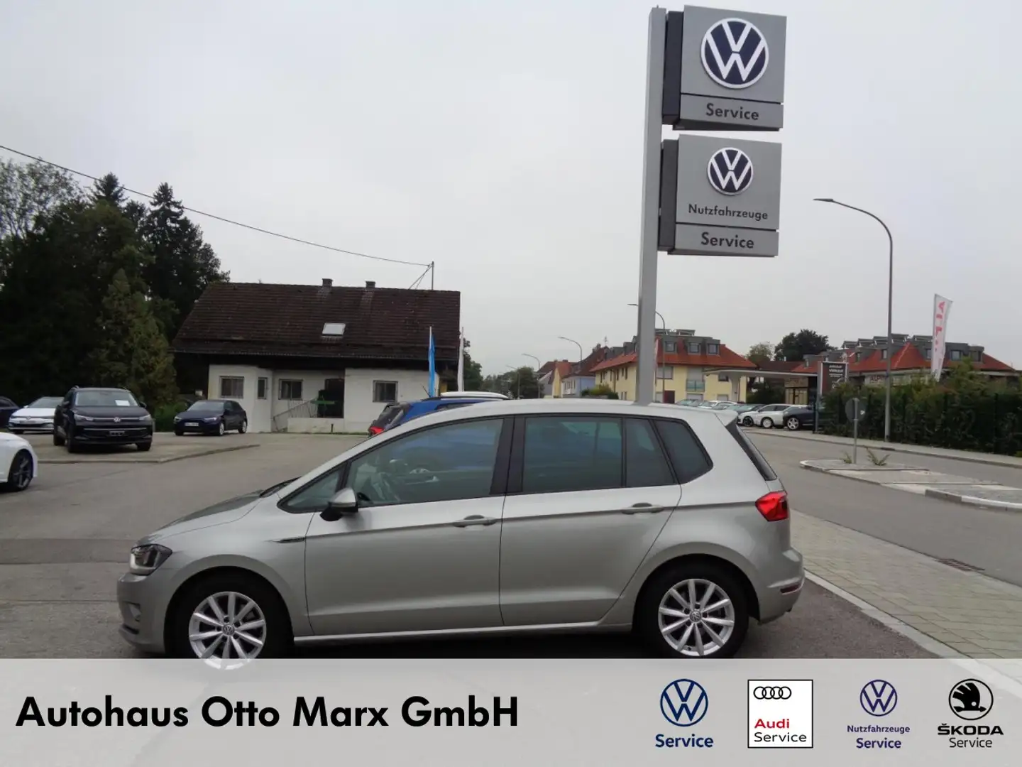 Volkswagen Golf Sportsvan 1.4 TSI DSG Lounge (PDC, AHK, Climatr.) Klima Argent - 1