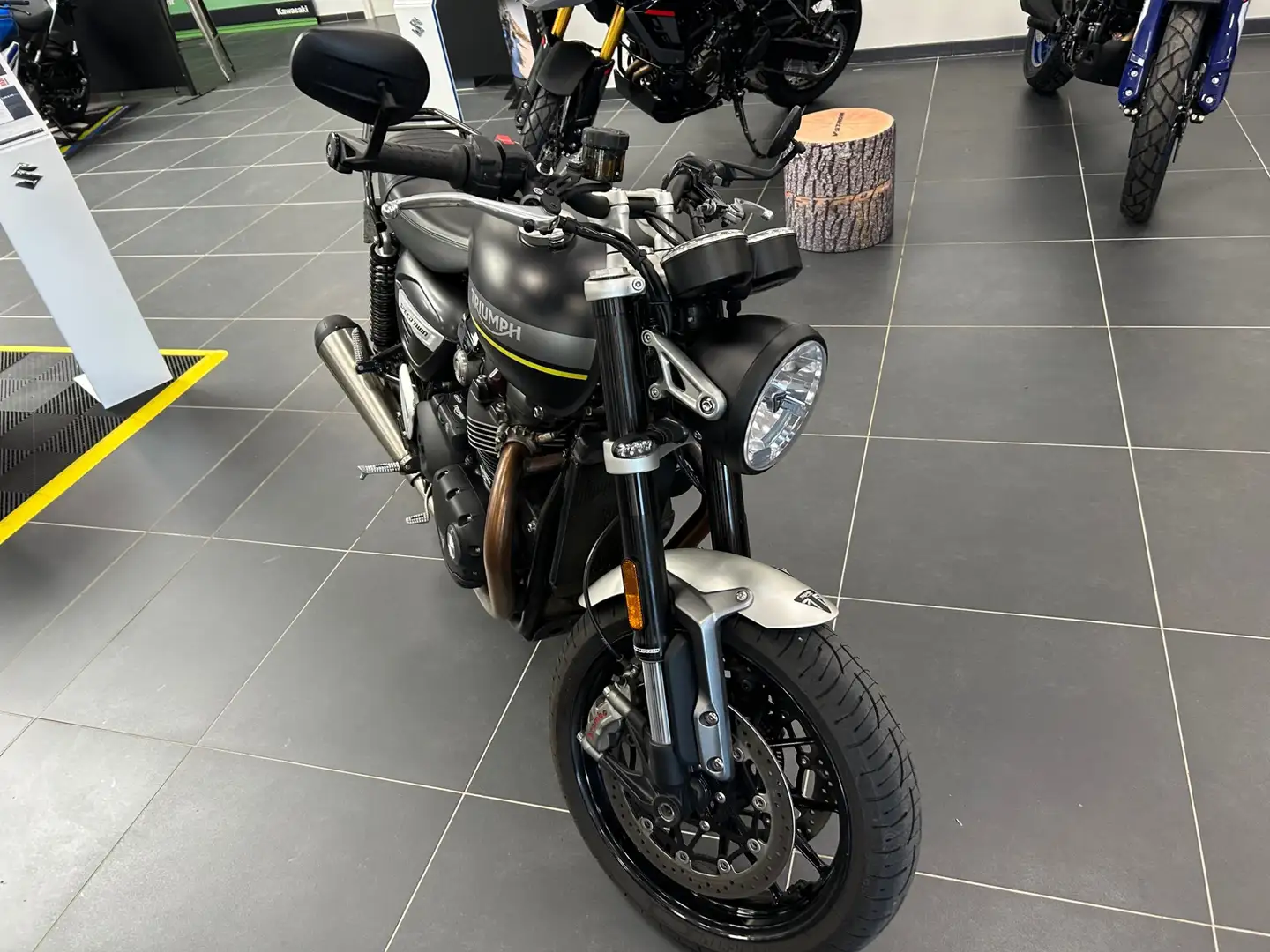 Triumph Speed Twin Gris - 2
