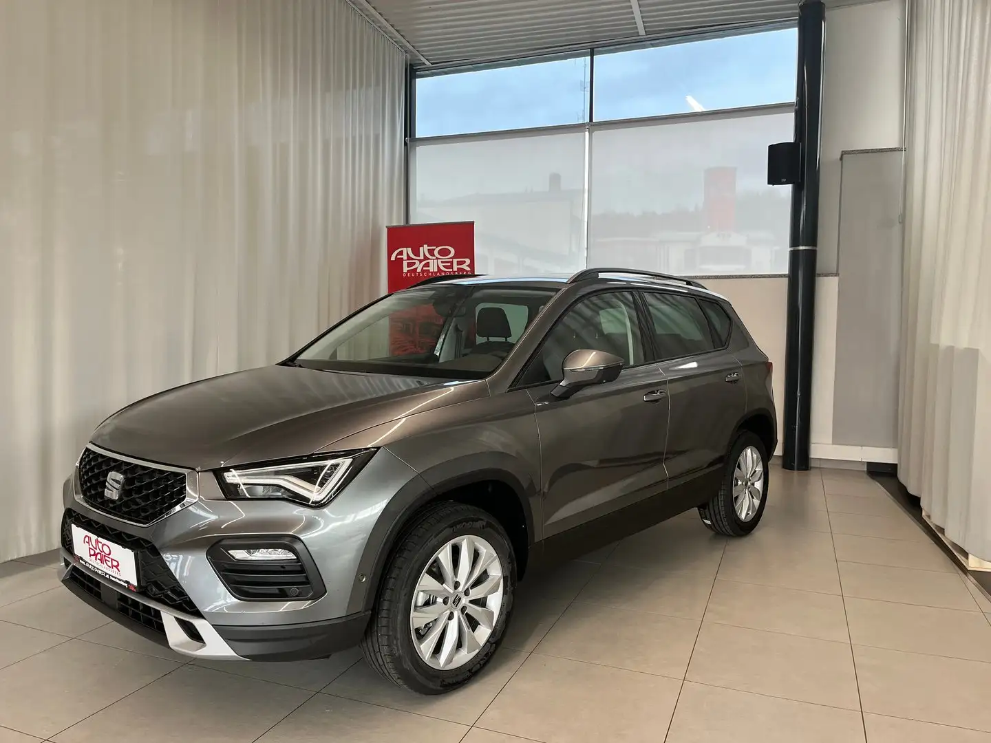 SEAT Ateca Style 1.5 TSI ACT Grau - 2