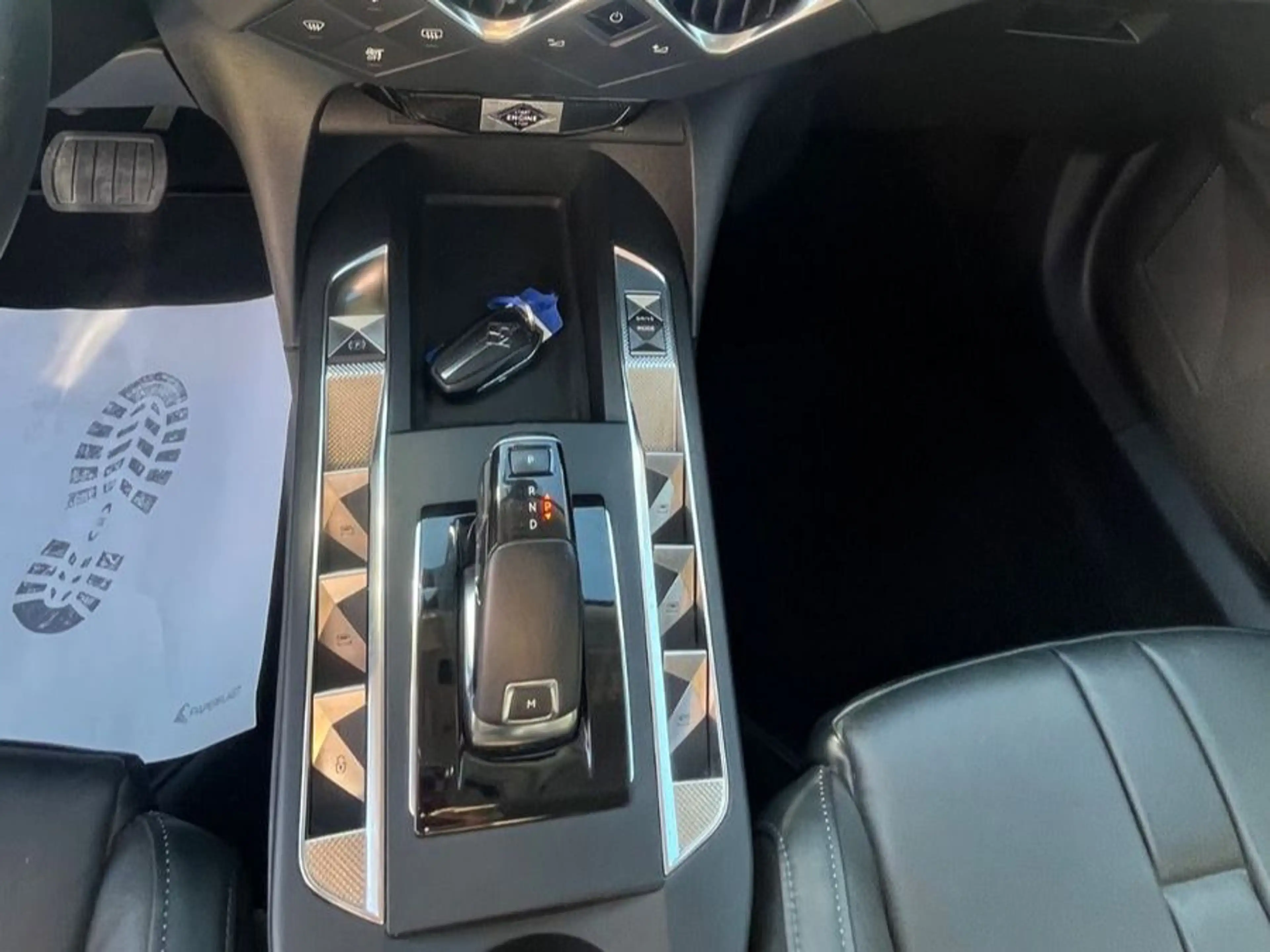 DS Automobiles DS 3 Crossback PureTech 1.2 Opera*Automatik*DS Conn.* — photo 31