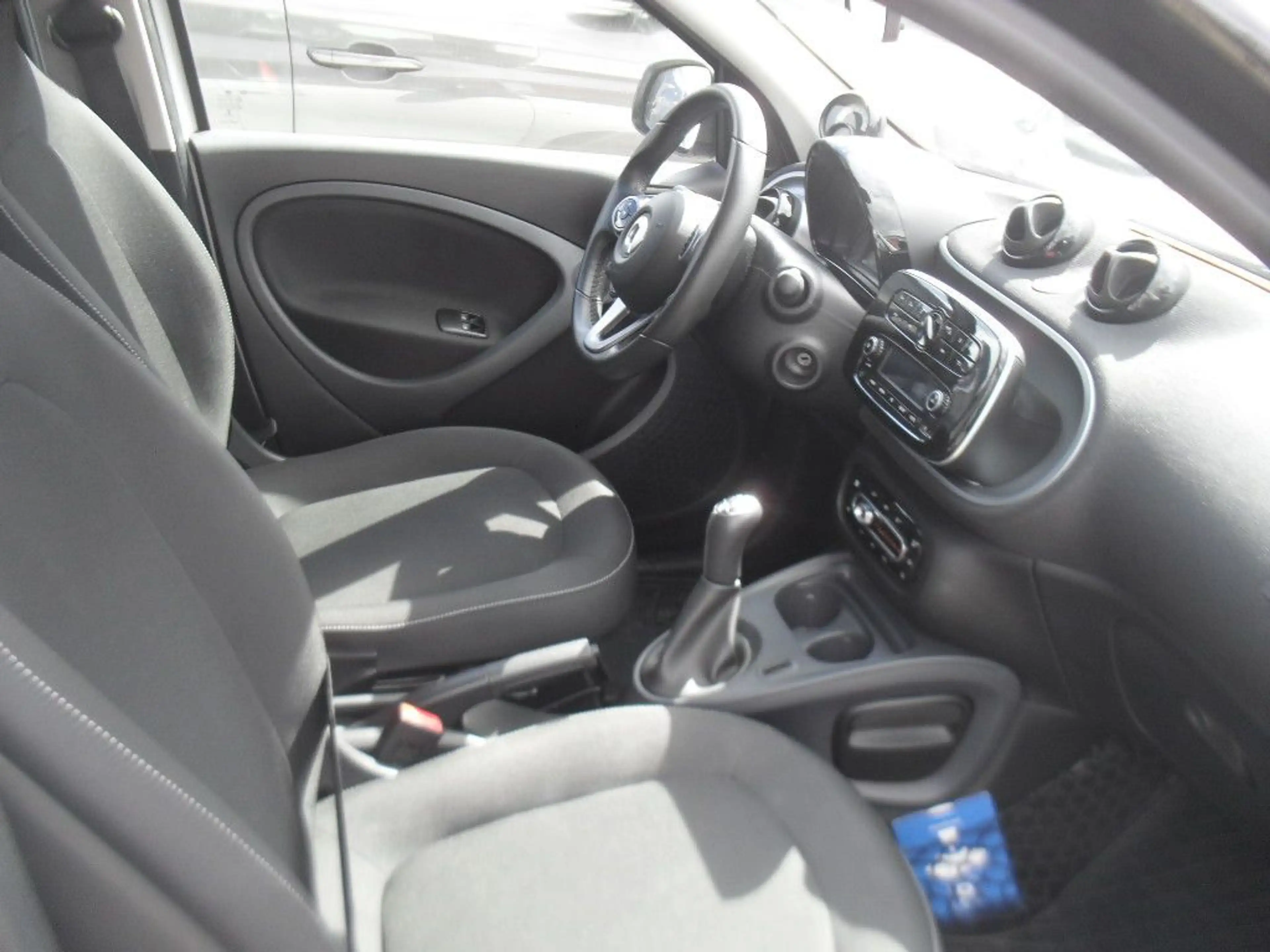 smart forFour 52 kW Klima SR + WR PDC — photo 4