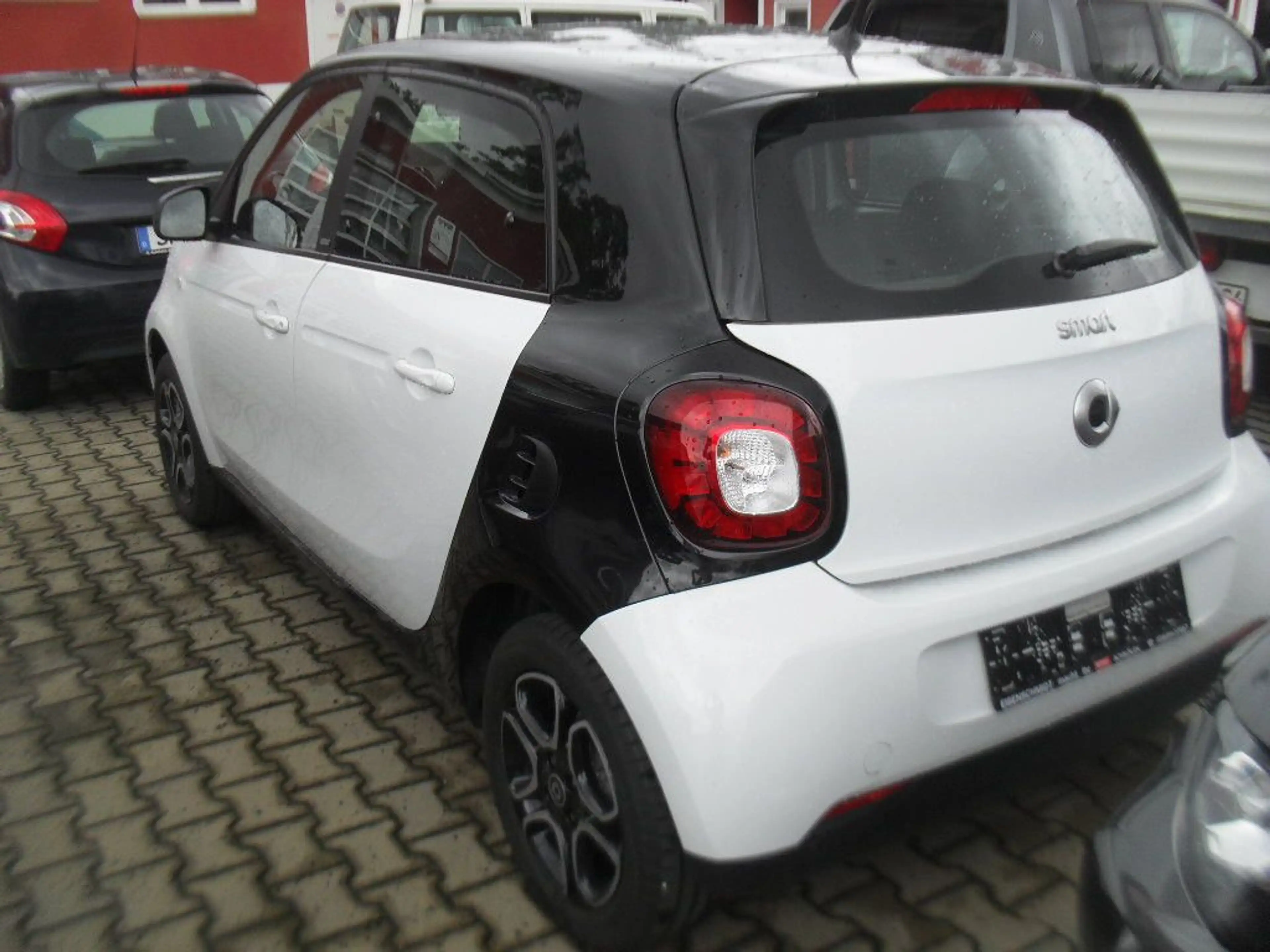 smart forFour 52 kW Klima SR + WR PDC — photo 3
