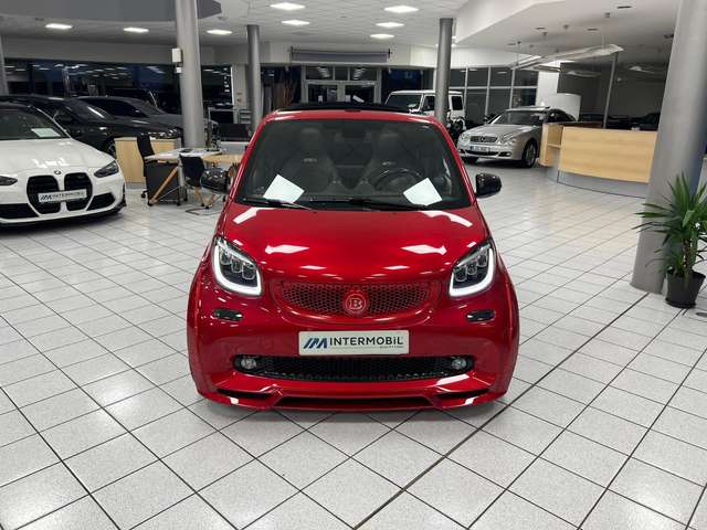 smart forTwo BRABUS 125R ULTIMATE THE DEEP RED