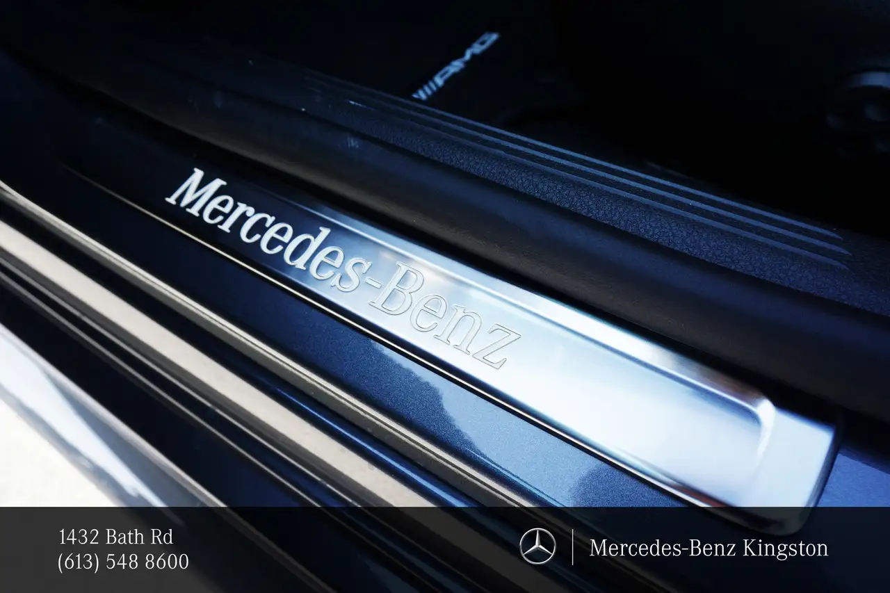 Mercedes-Benz C-Class снимка Mercedes-Benz C-Class