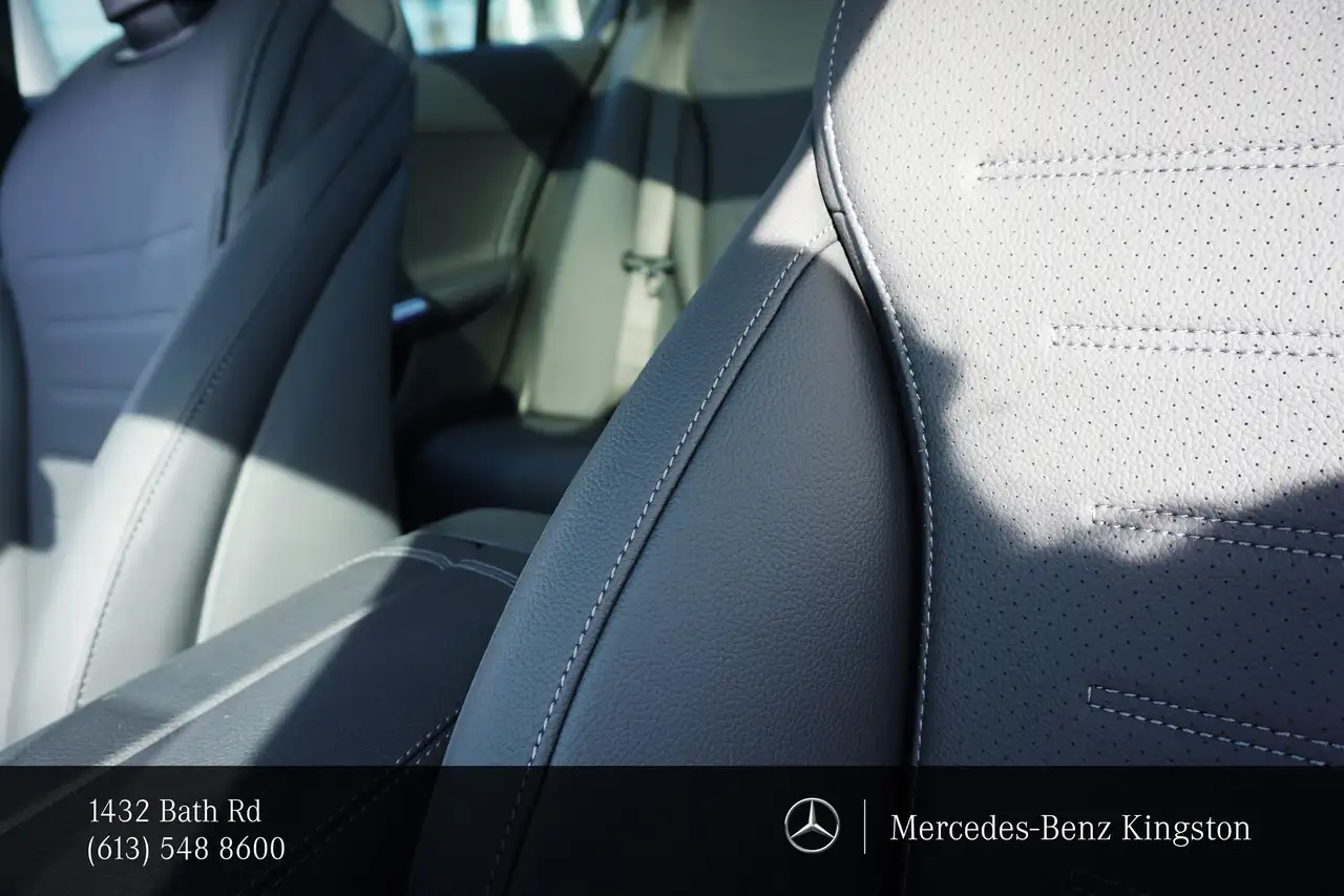 Mercedes-Benz C-Class снимка Mercedes-Benz C-Class