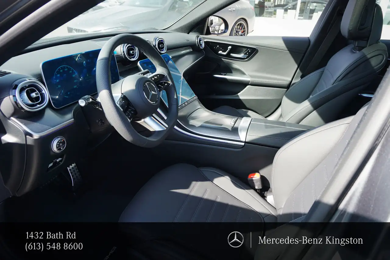 Mercedes-Benz C-Class снимка Mercedes-Benz C-Class