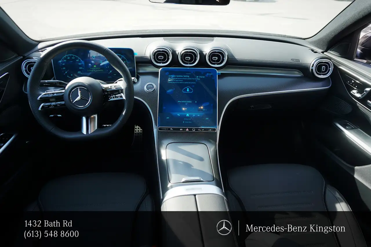 Mercedes-Benz C-Class снимка Mercedes-Benz C-Class