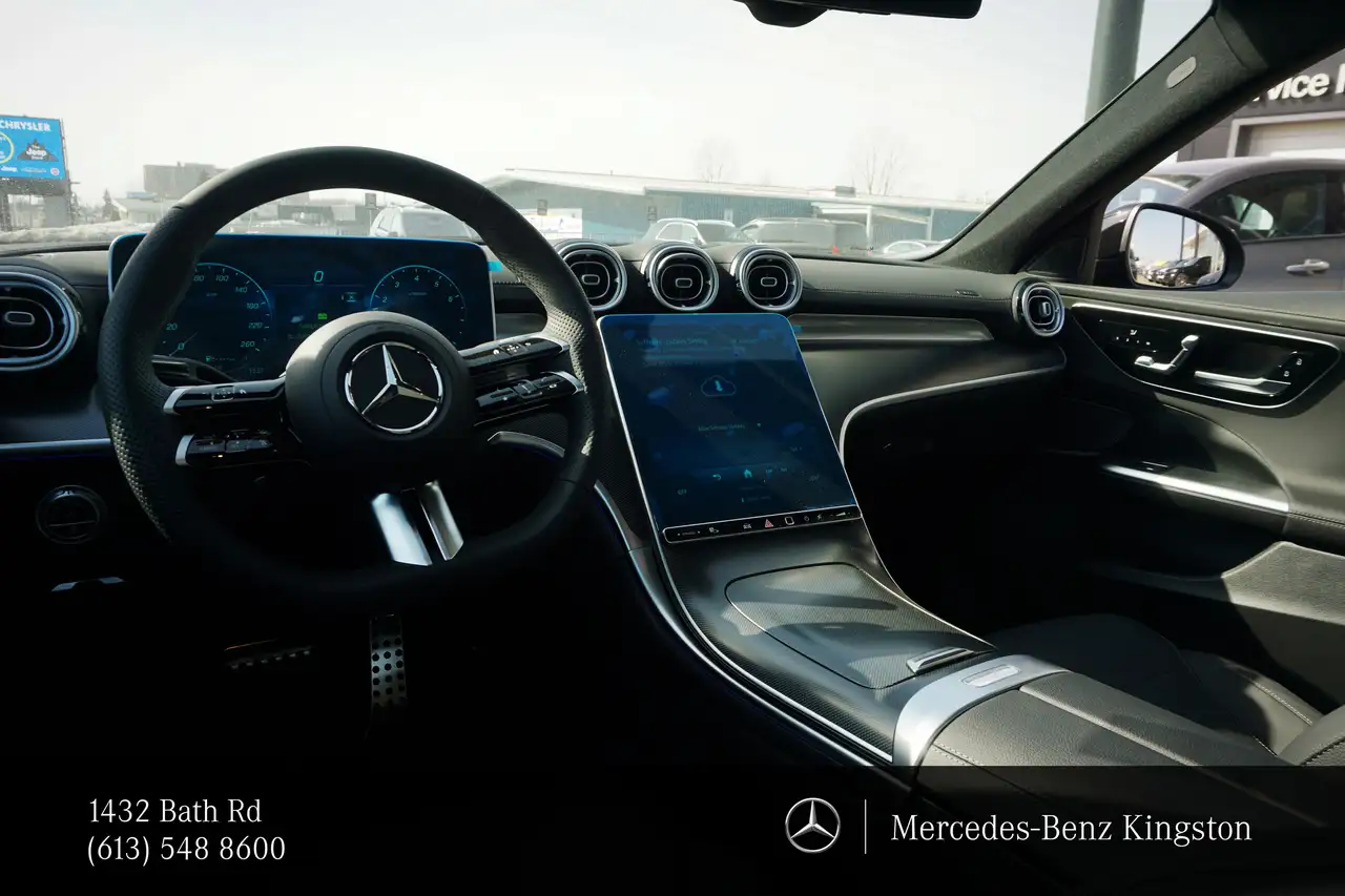 Mercedes-Benz C-Class снимка Mercedes-Benz C-Class