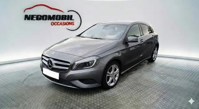 Mercedes-Benz III Berline 1.5 180 CDI Business Exécutive