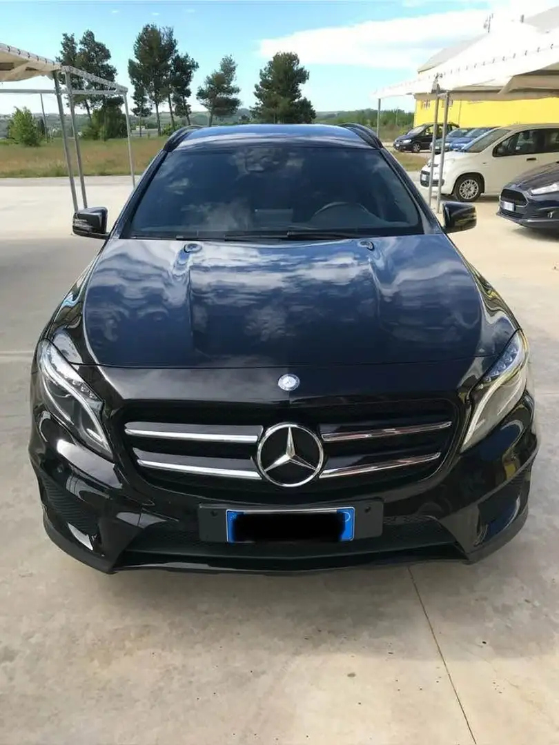 Mercedes-Benz GLA 200 GLA 200 d Business auto Nero - 1