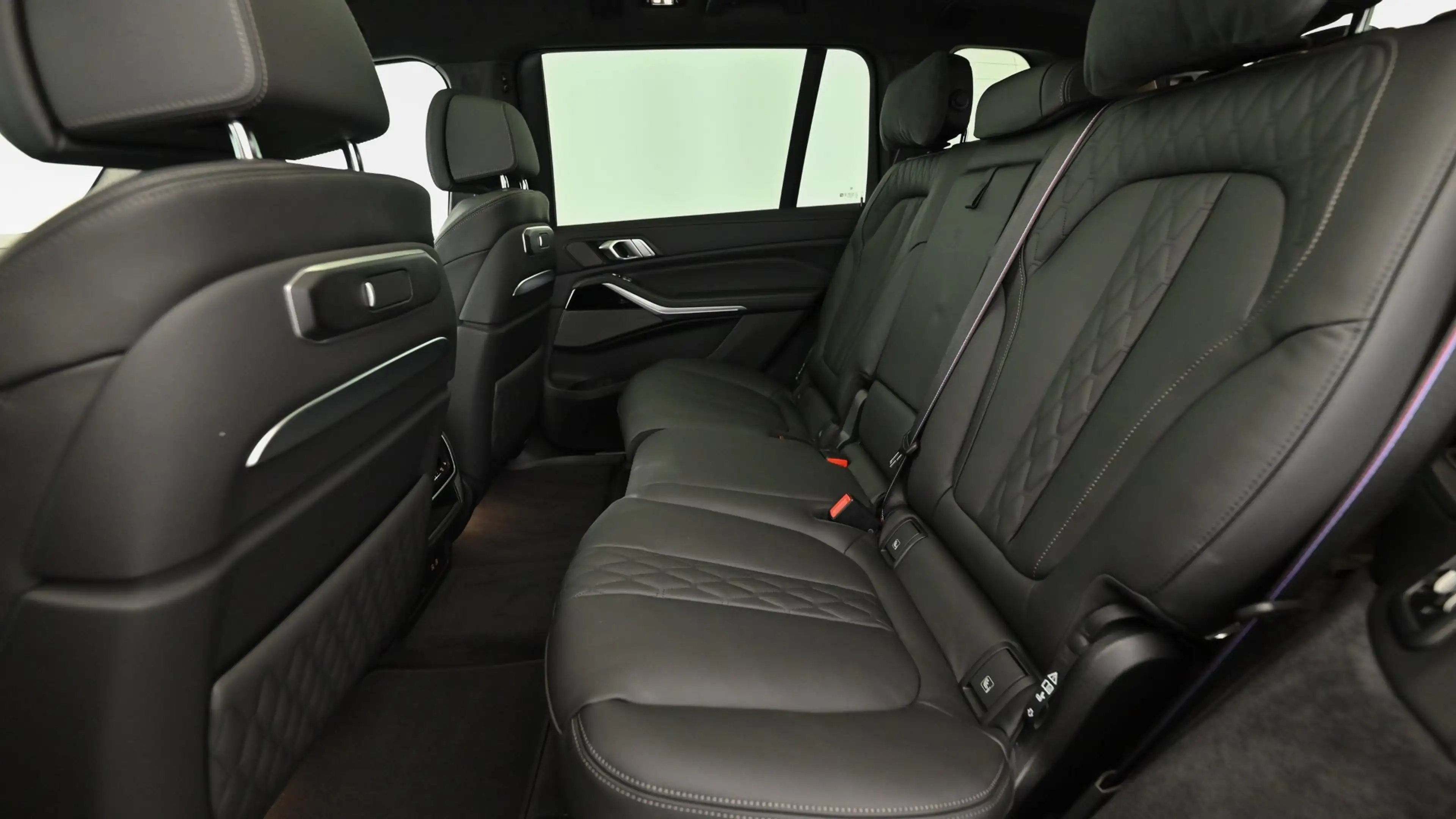 BMW X7 xDrive40d M-Sportpaket Pro — photo 10