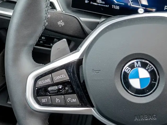 BMW 3 Series view 15