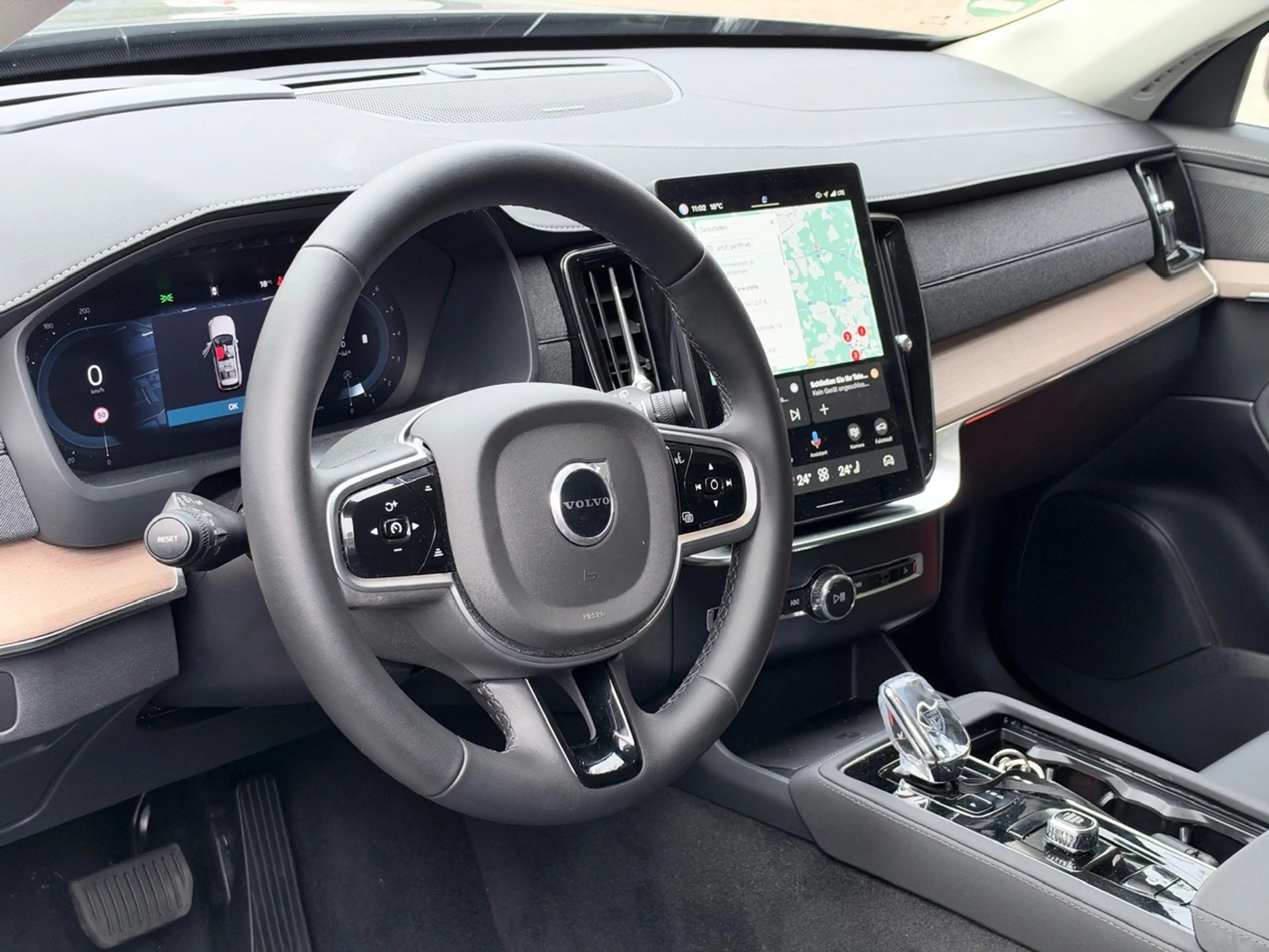 Volvo XC90 B5 B AWD Plus Bright 7-Sitzer | AHK | 360°K — photo 14