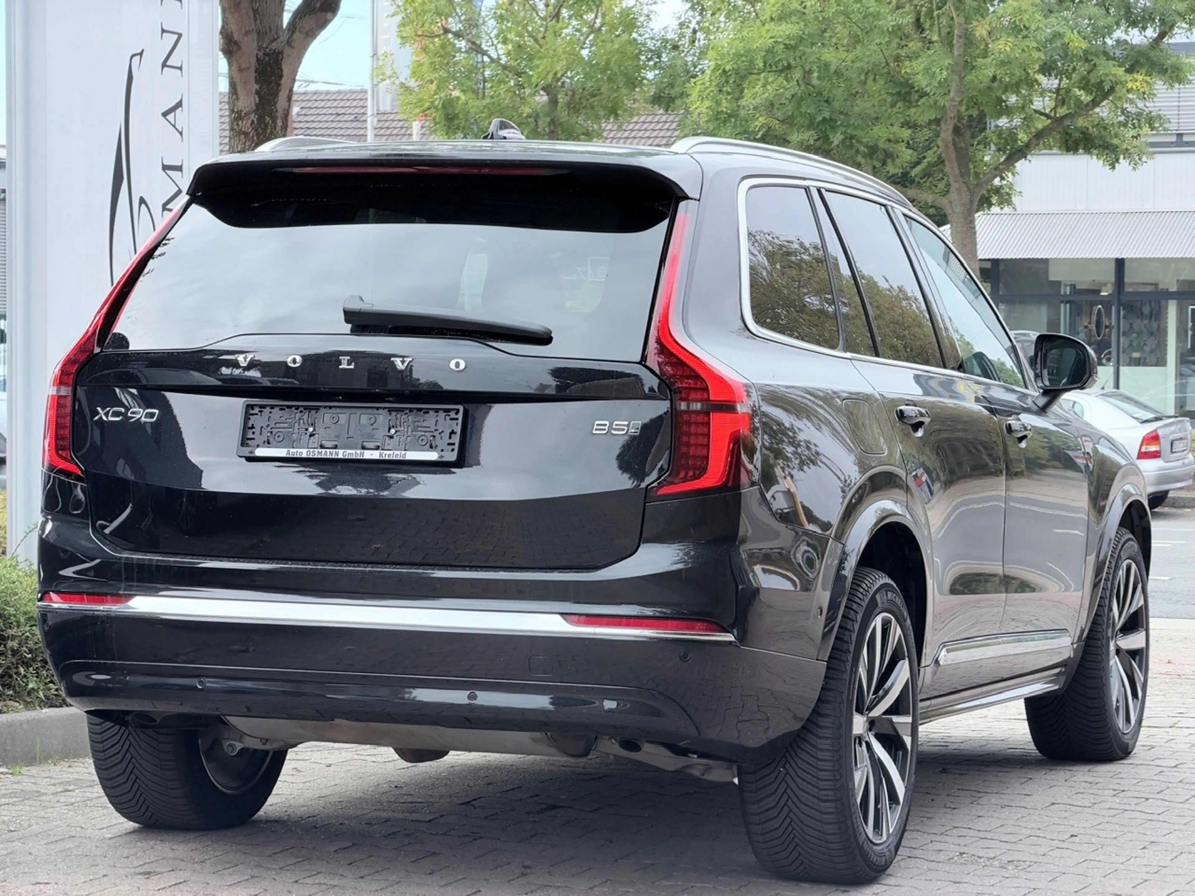 Volvo XC90 B5 B AWD Plus Bright 7-Sitzer | AHK | 360°K — photo 4