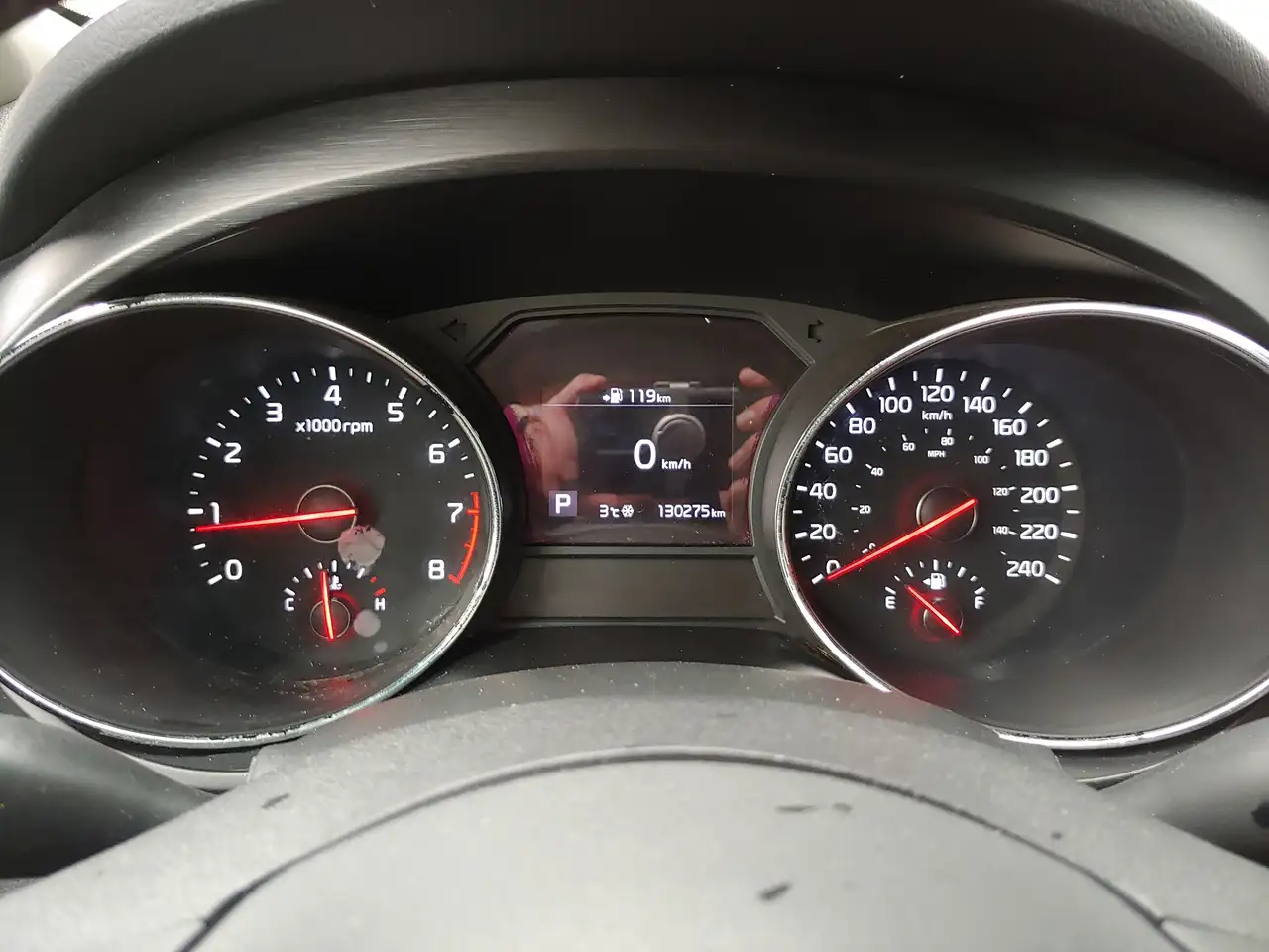 Kia Sedona снимка Kia Sedona