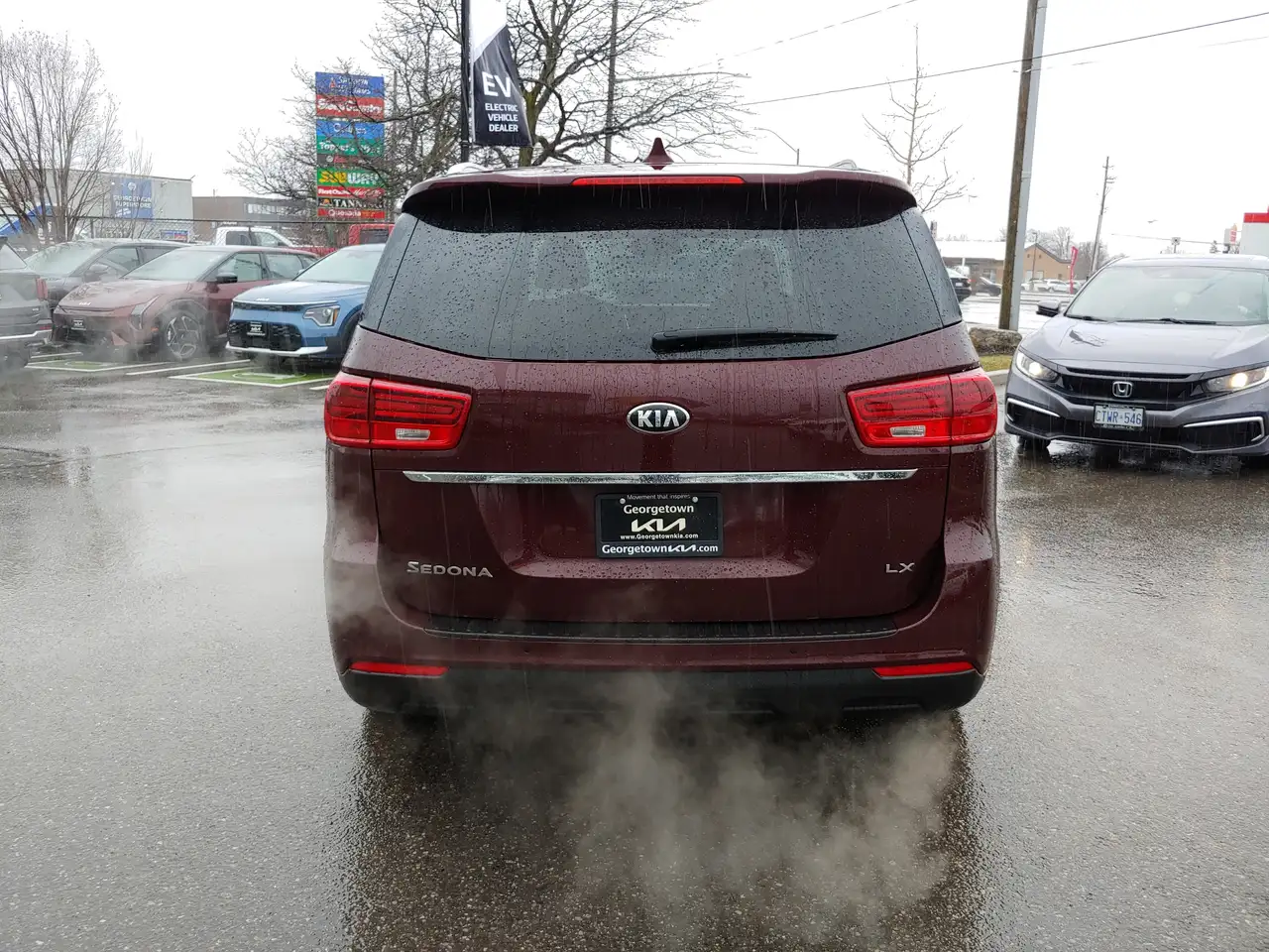 Kia Sedona снимка Kia Sedona