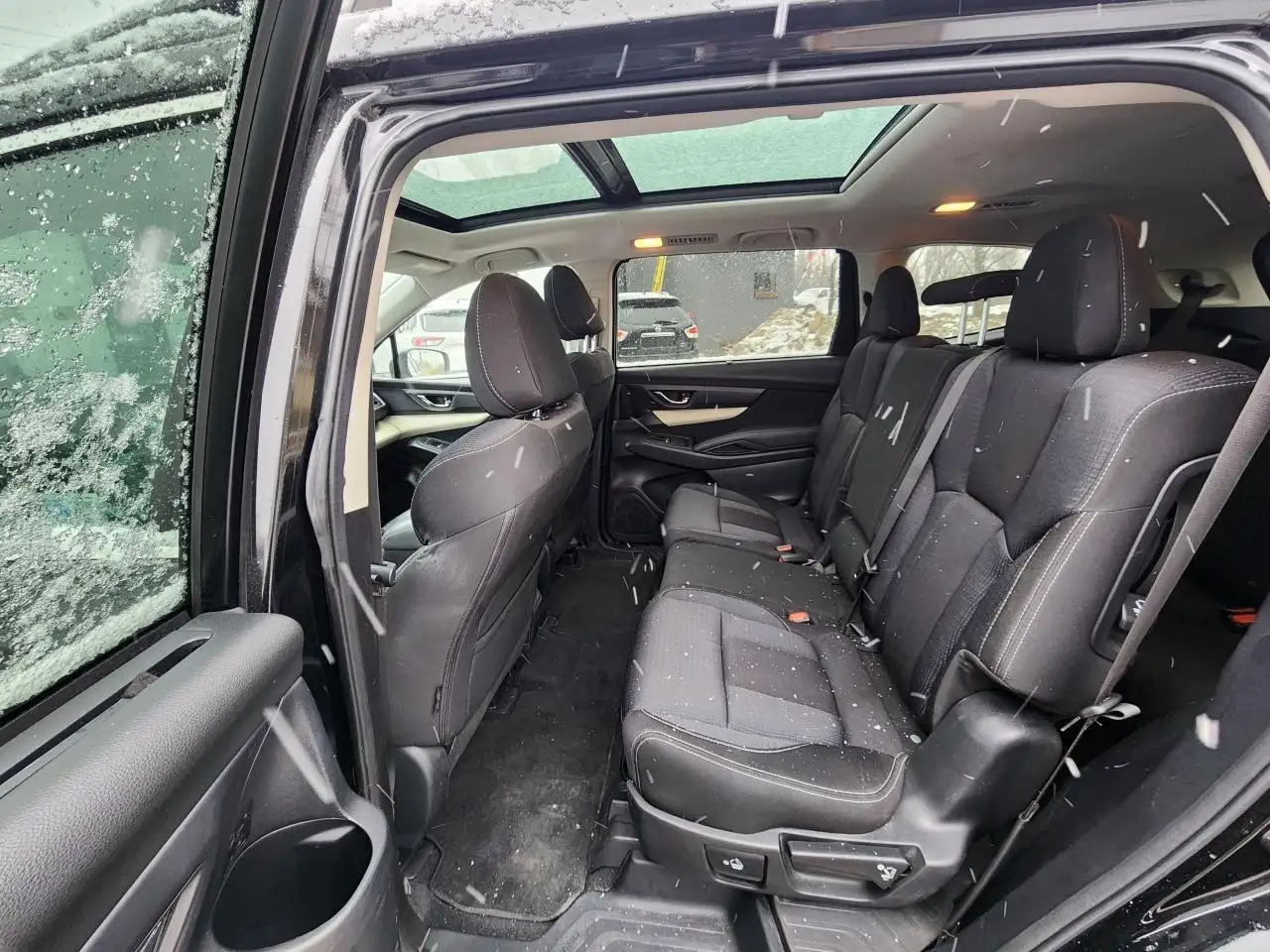 Subaru Ascent снимка Subaru Ascent