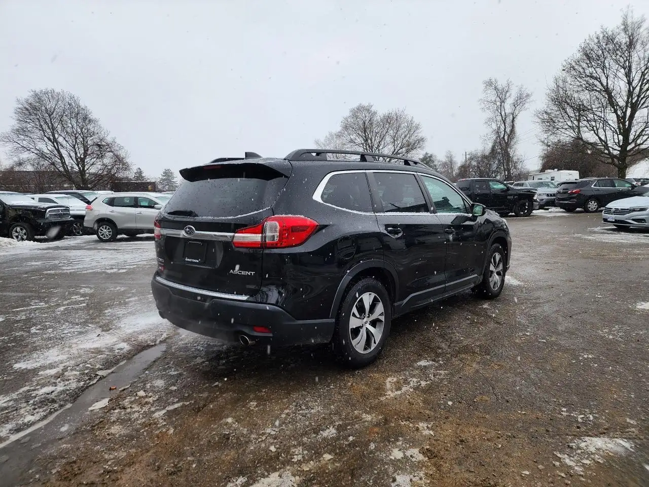 Subaru Ascent снимка Subaru Ascent
