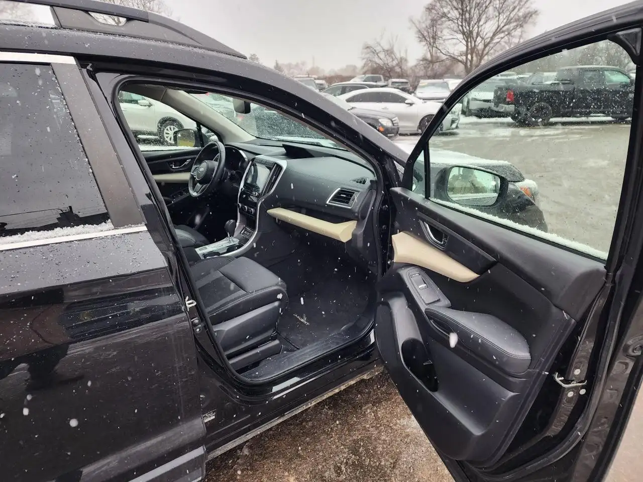 Subaru Ascent снимка Subaru Ascent